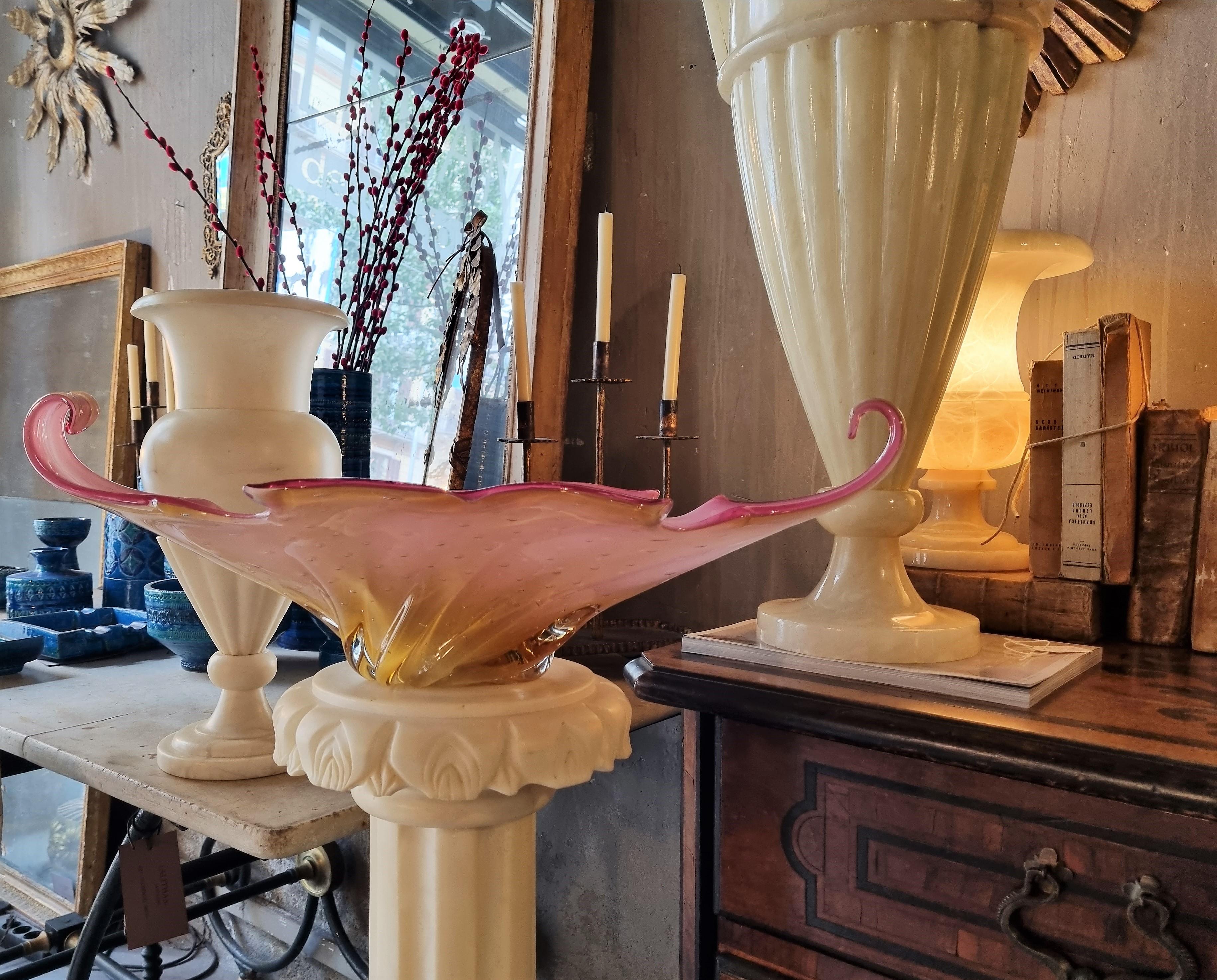 Mid-Century Modern Archimede Seguso Murano Sommerso Pink Amber Art Glass Centerpiece For Sale
