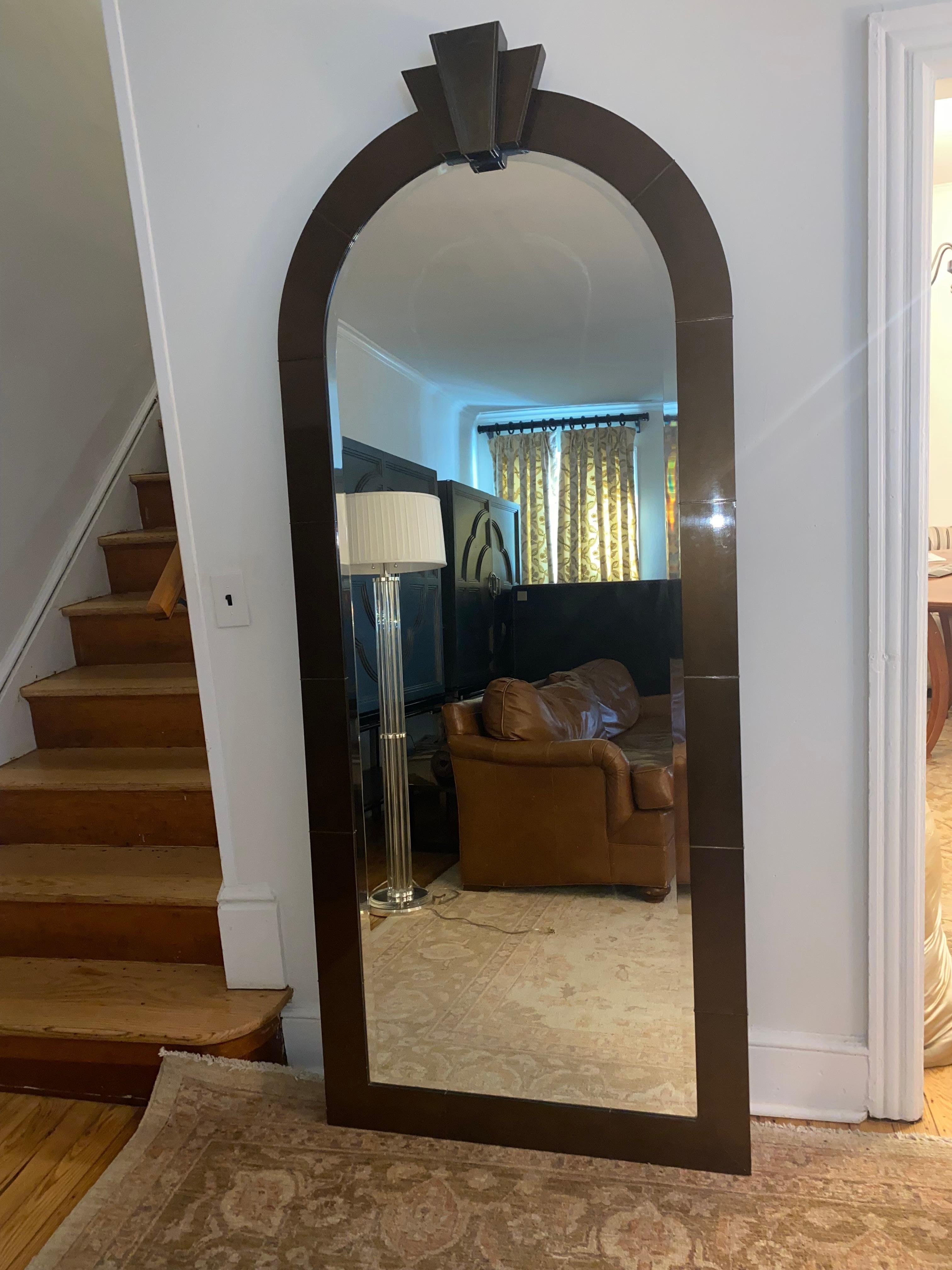 Monumental Art Deco Espejo arqueado de pie o de pared alto en venta 1