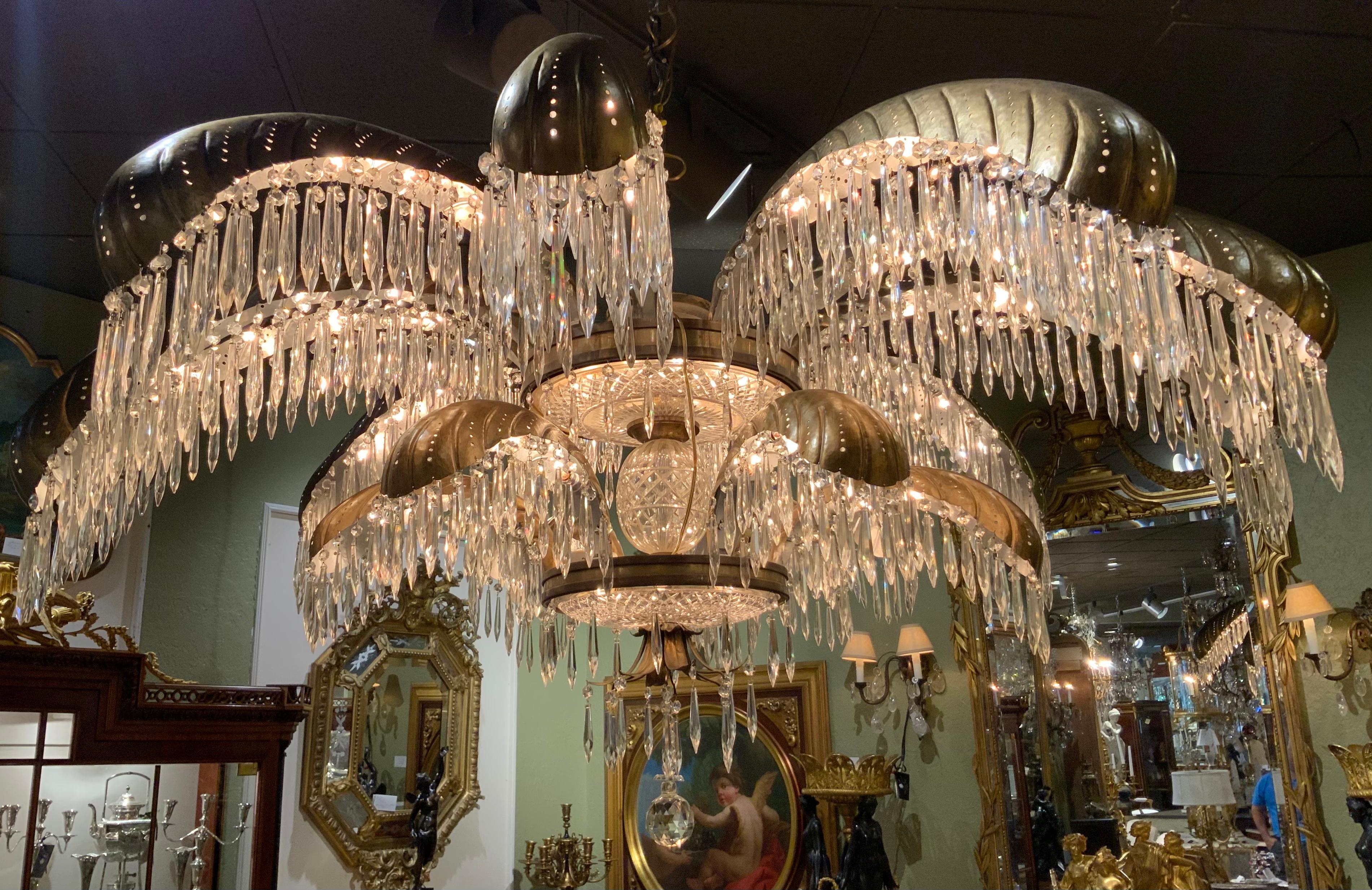 20th Century Monumental Art Deco Chandelier with 84 Lights and 800 Crystals