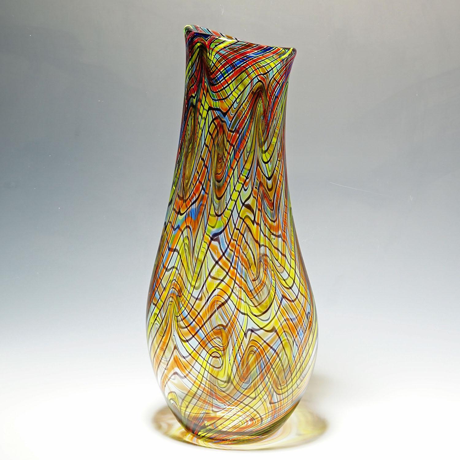 Mid-Century Modern Vase en verre d'art monumental de Luca Vidal, Murano en vente