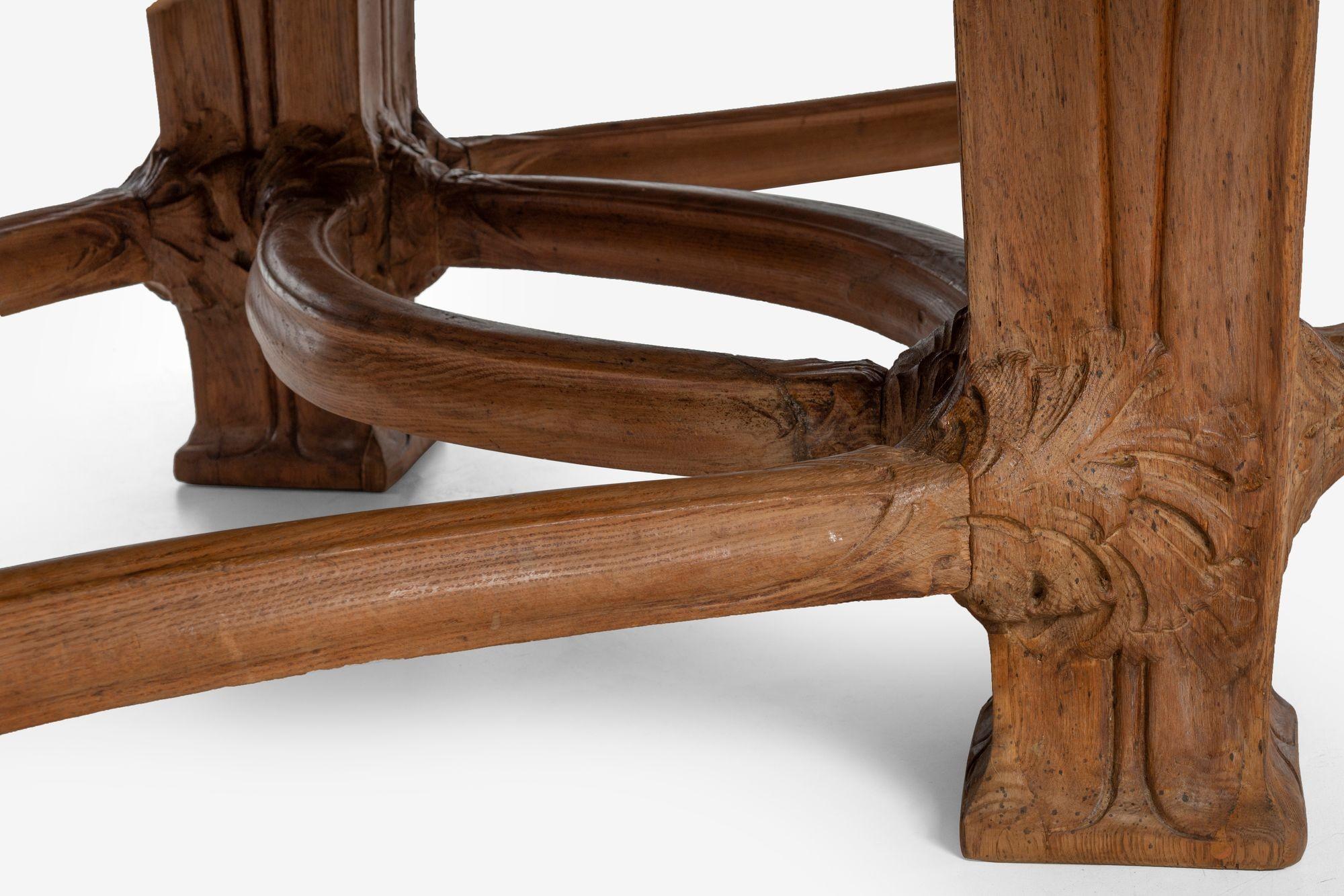Monumentaler Jugendstil-Esstisch, Victor Horta zugeschrieben aus der Firehous im Angebot 9