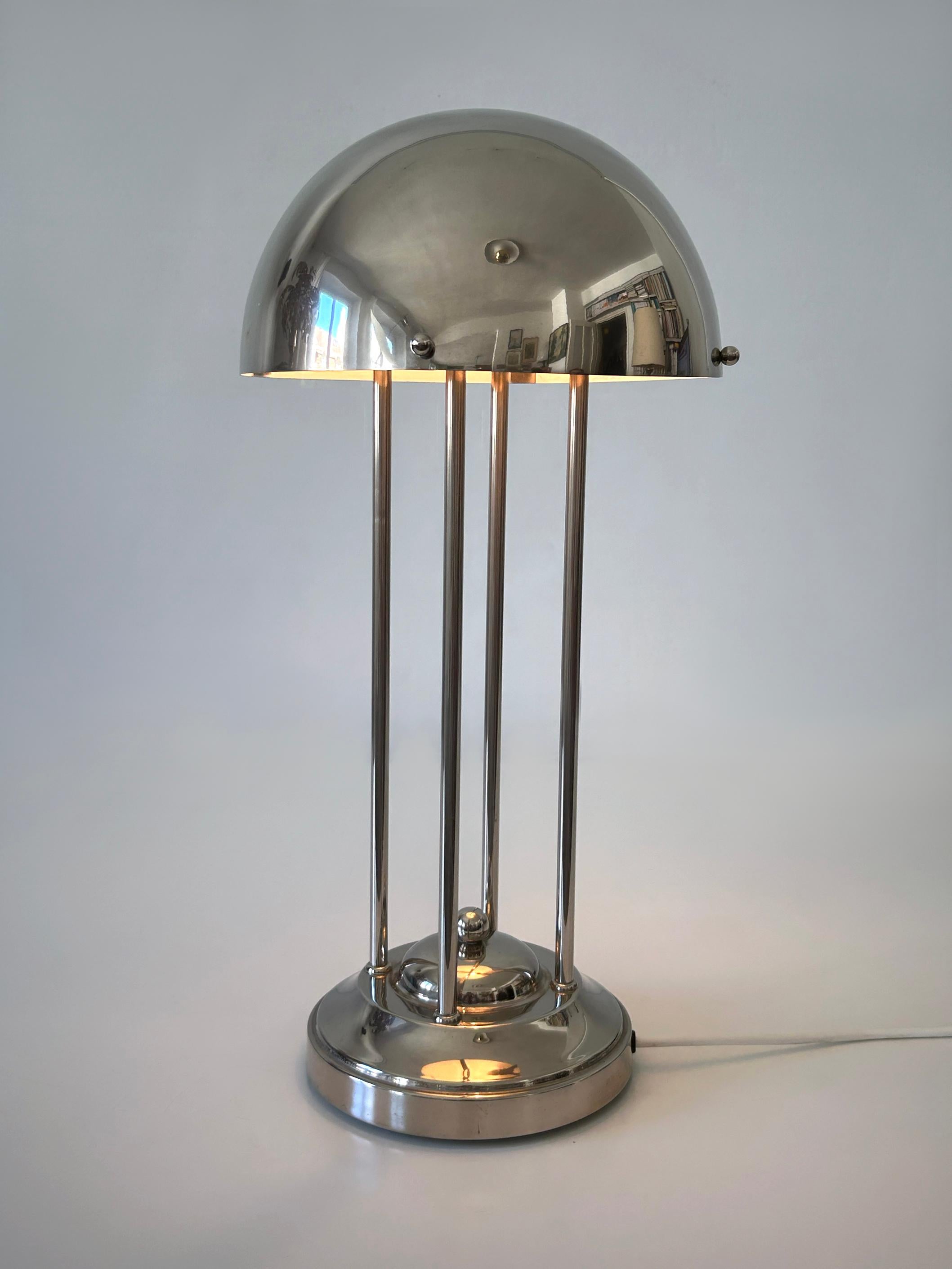 Monumental Art Nouveau Table Lamp Haus Henneberg HH1 by Josef Hoffmann Austria mediados del siglo XX en venta