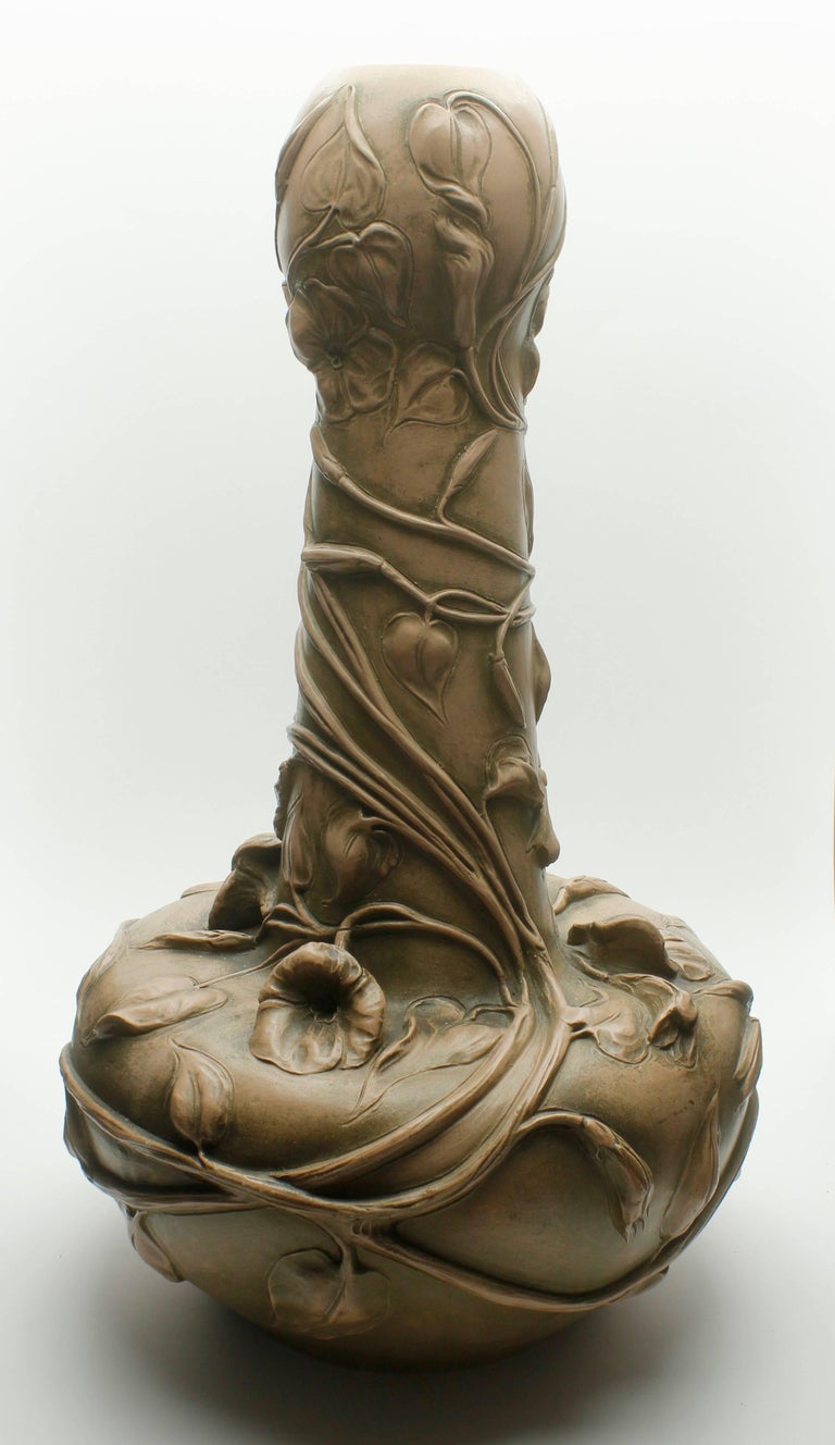 Monumental Art Nouveau Vase with Figural Flowers in the Style of Royal Dux For Sale 1