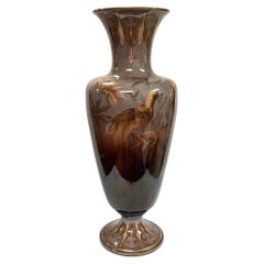 Monumentale österreichische Vase mit Vogelmotiv aus glasierter Fayence von Gerbing & Stephan 