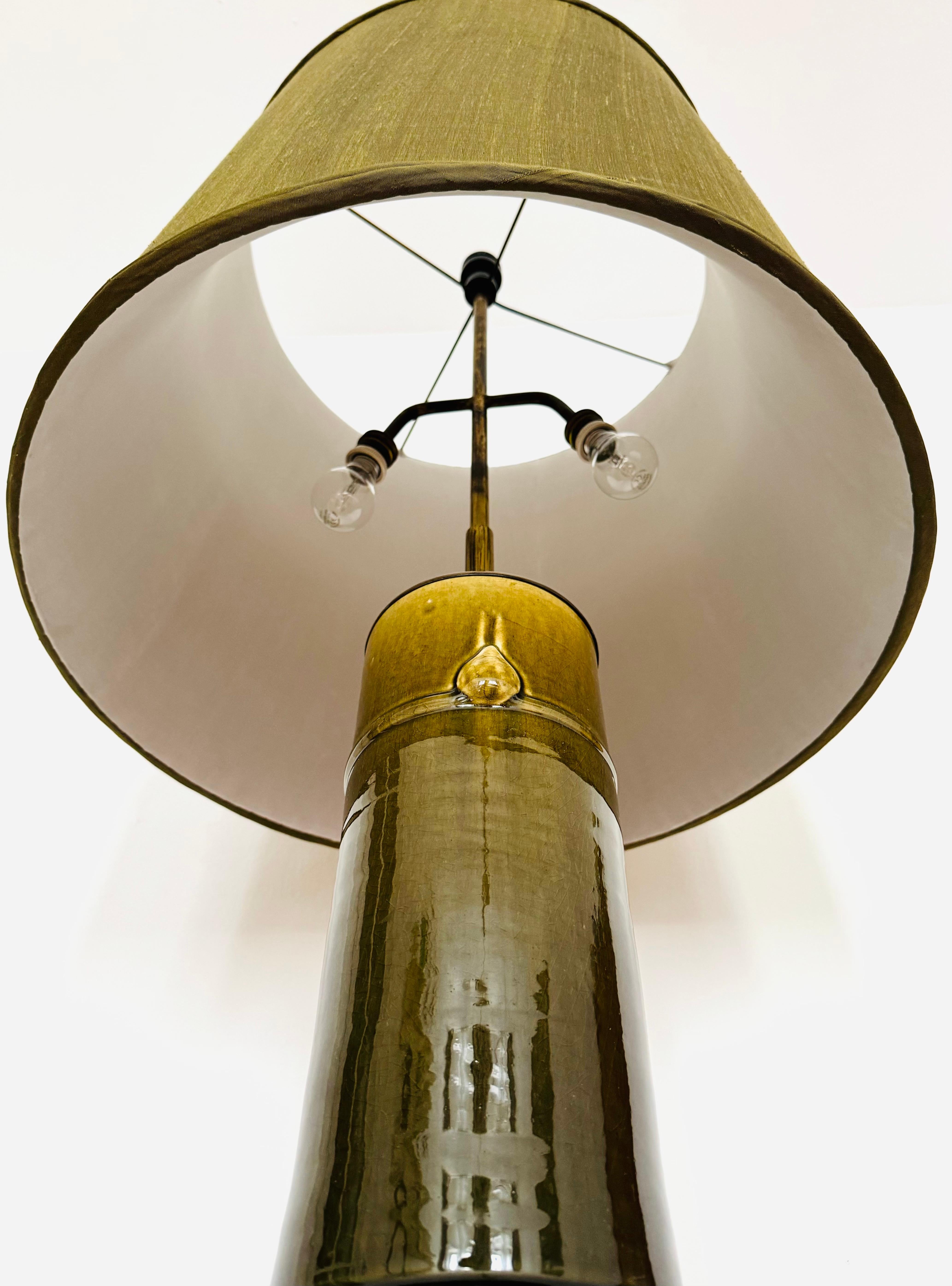 Lampadaire monumental en céramique à motif de bambou Bon état - En vente à München, DE