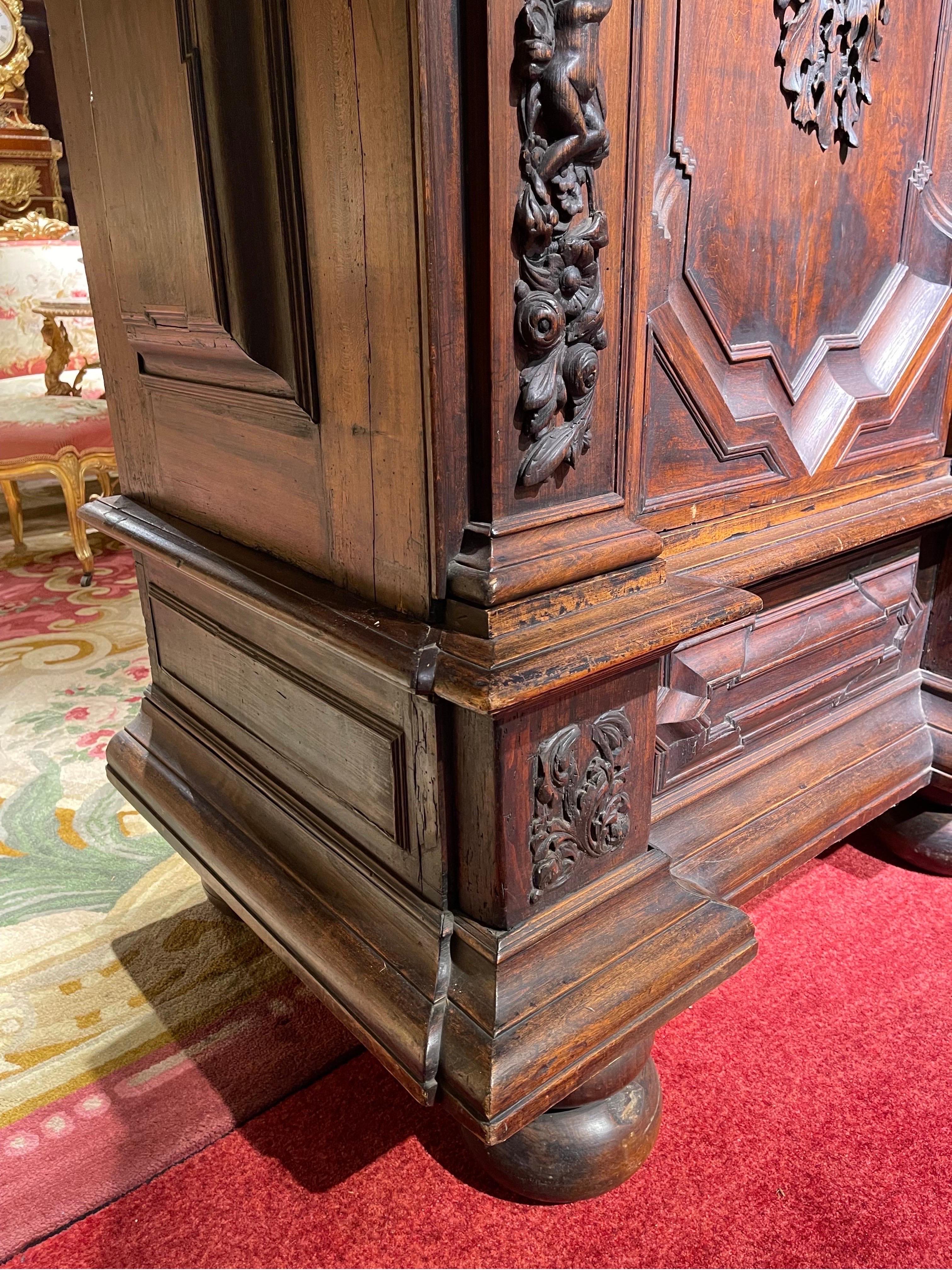 Early 18th Century Monumental baroque cabinet, oak, around 1720, North German For Sale