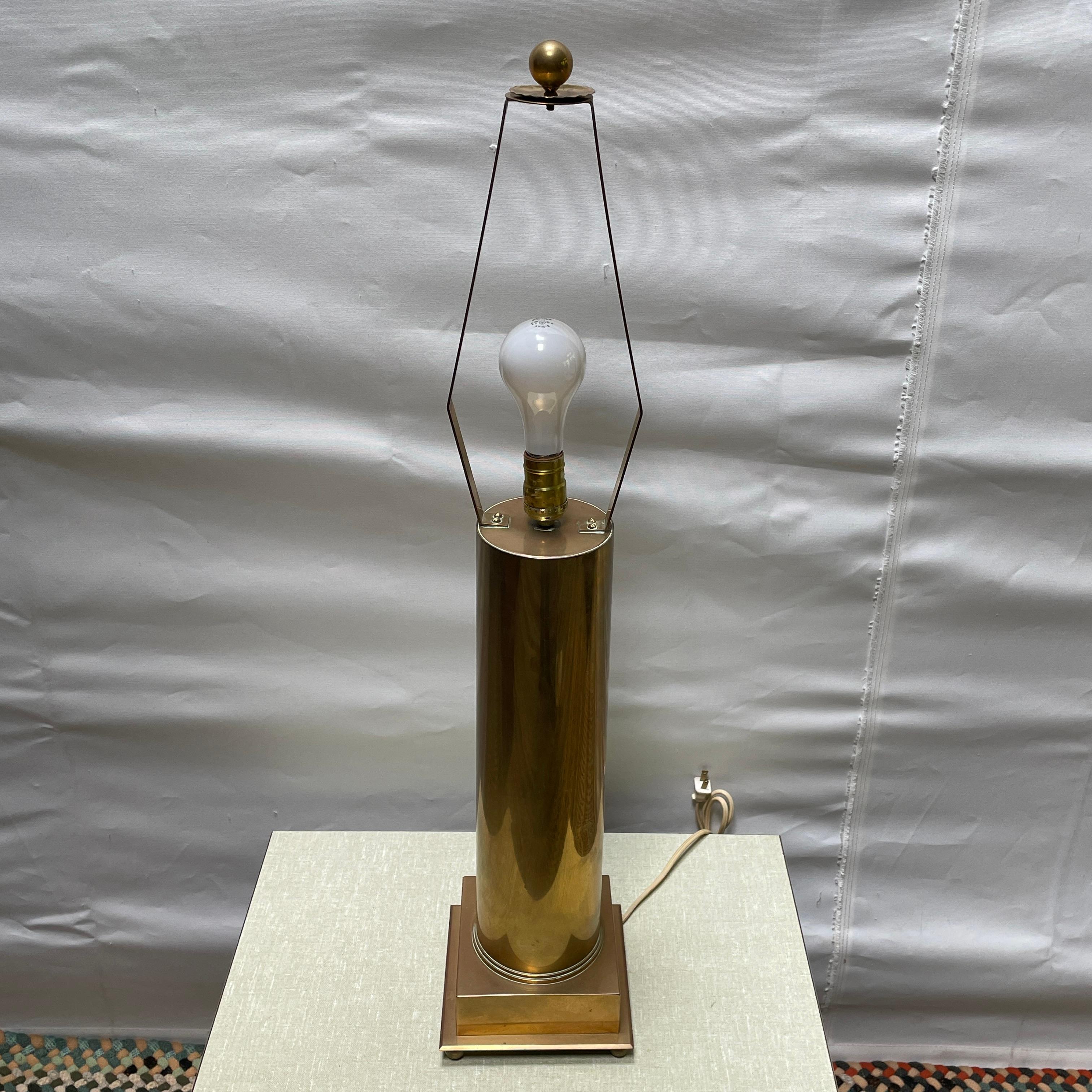 Monumentale Artillery Shell Trench-Kunst-Tischlampen aus Messing mit geflochtenen Drahtschirmen im Angebot 2