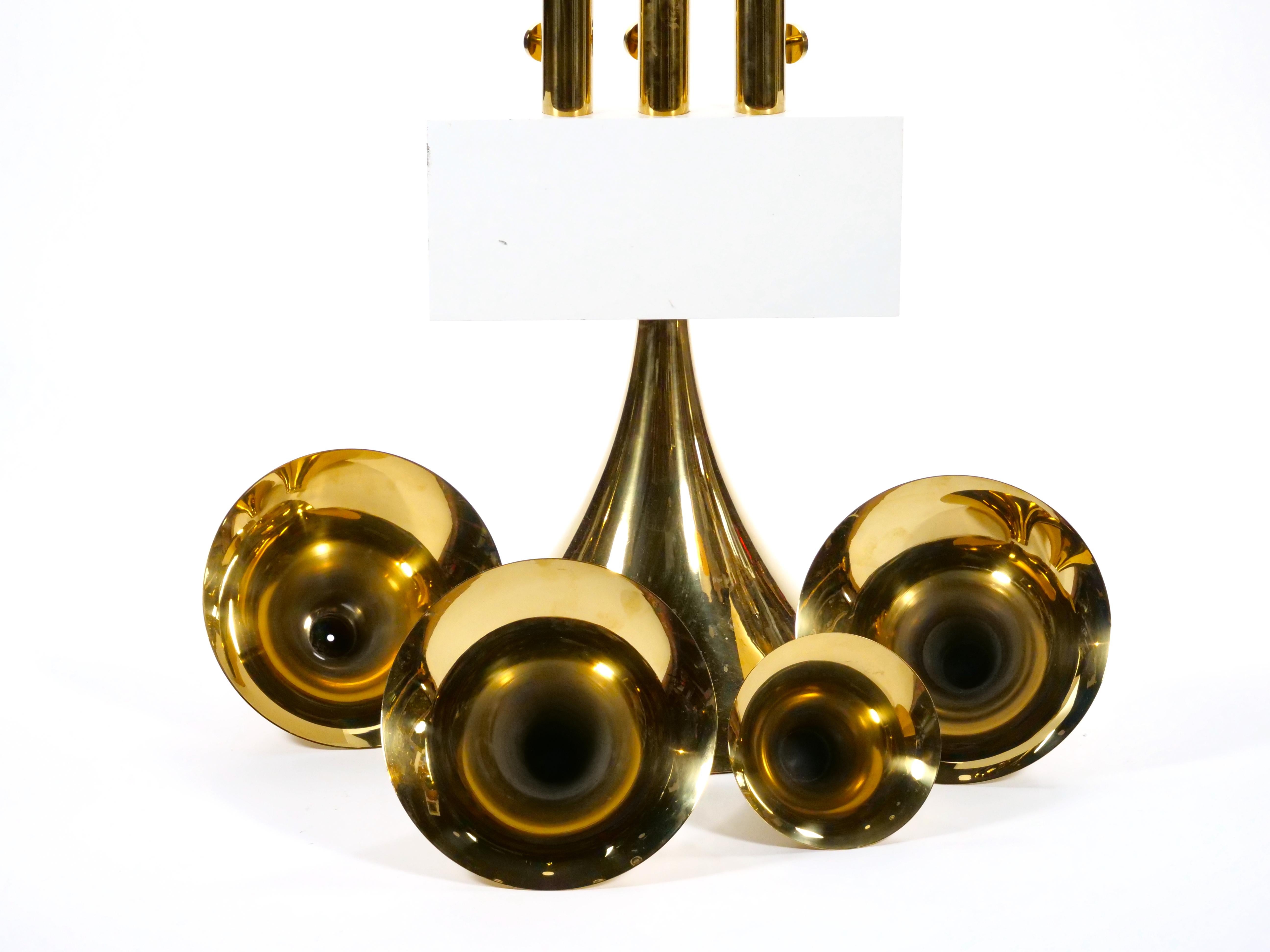 Scultura monumentale in ottone per banda musicale Horn Piano, 20° secolo in vendita 6