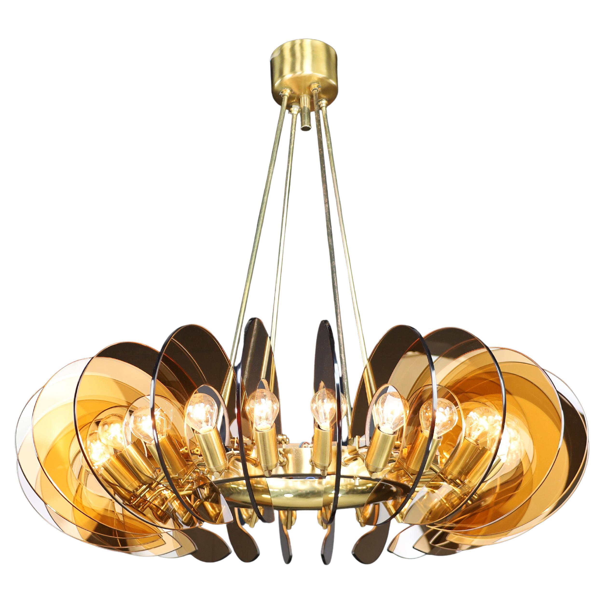 Monumental Brass 
Smoked Glass Chandelier by Gino Paroldo, Italy, 1970s in vendita
