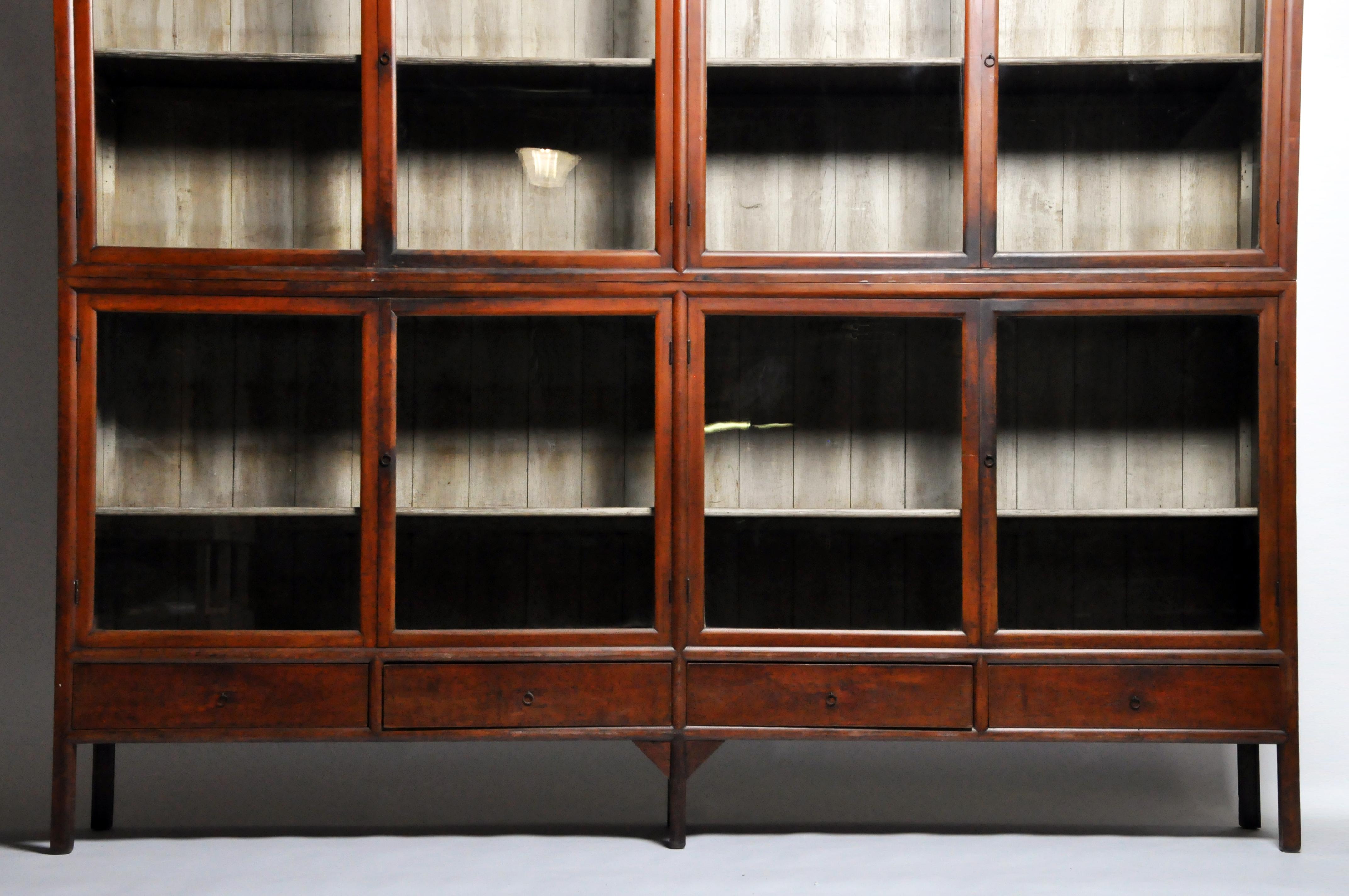 Monumental British Colonial Teak Wood Bookcase In Good Condition In Chicago, IL