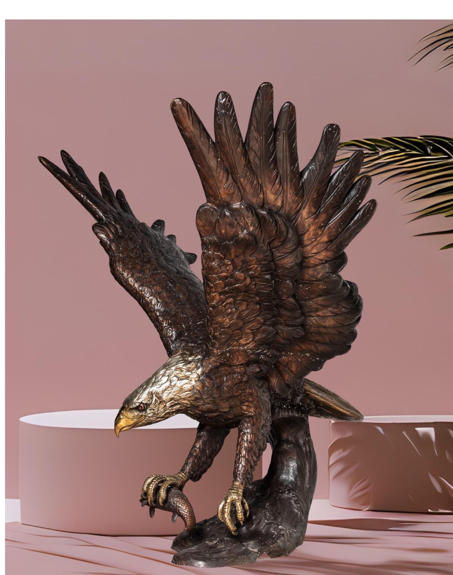 Statue monumentale d'aigle en bronze Bon état - En vente à Palm Beach Gardens, FL