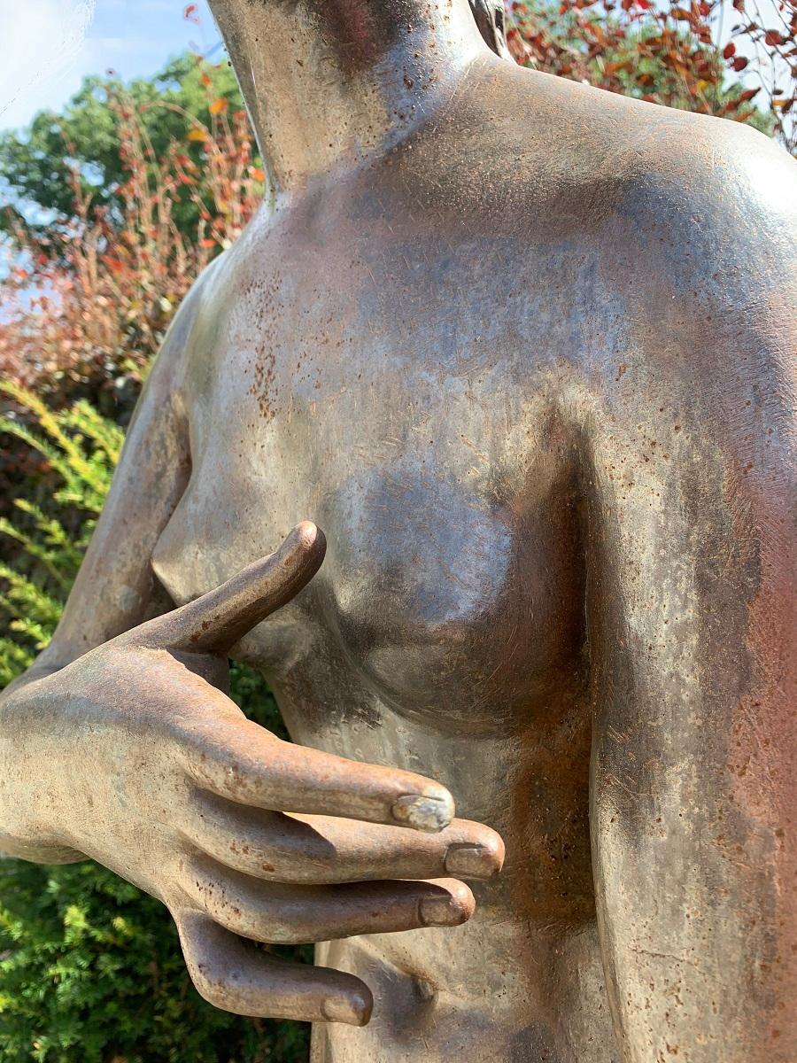 Moulage Statue monumentale de Vénus de Médicis en bronze et fer en vente
