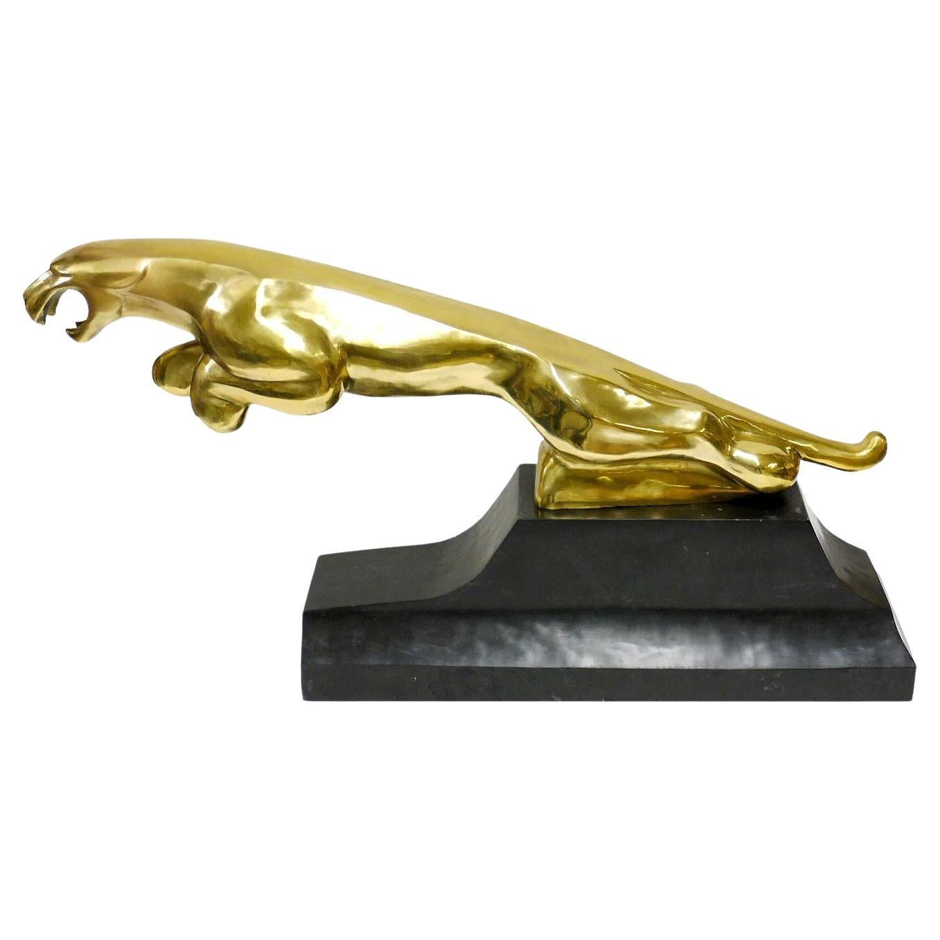 Monumental Bronze Jaguar Sculpture On Marble Base in vendita