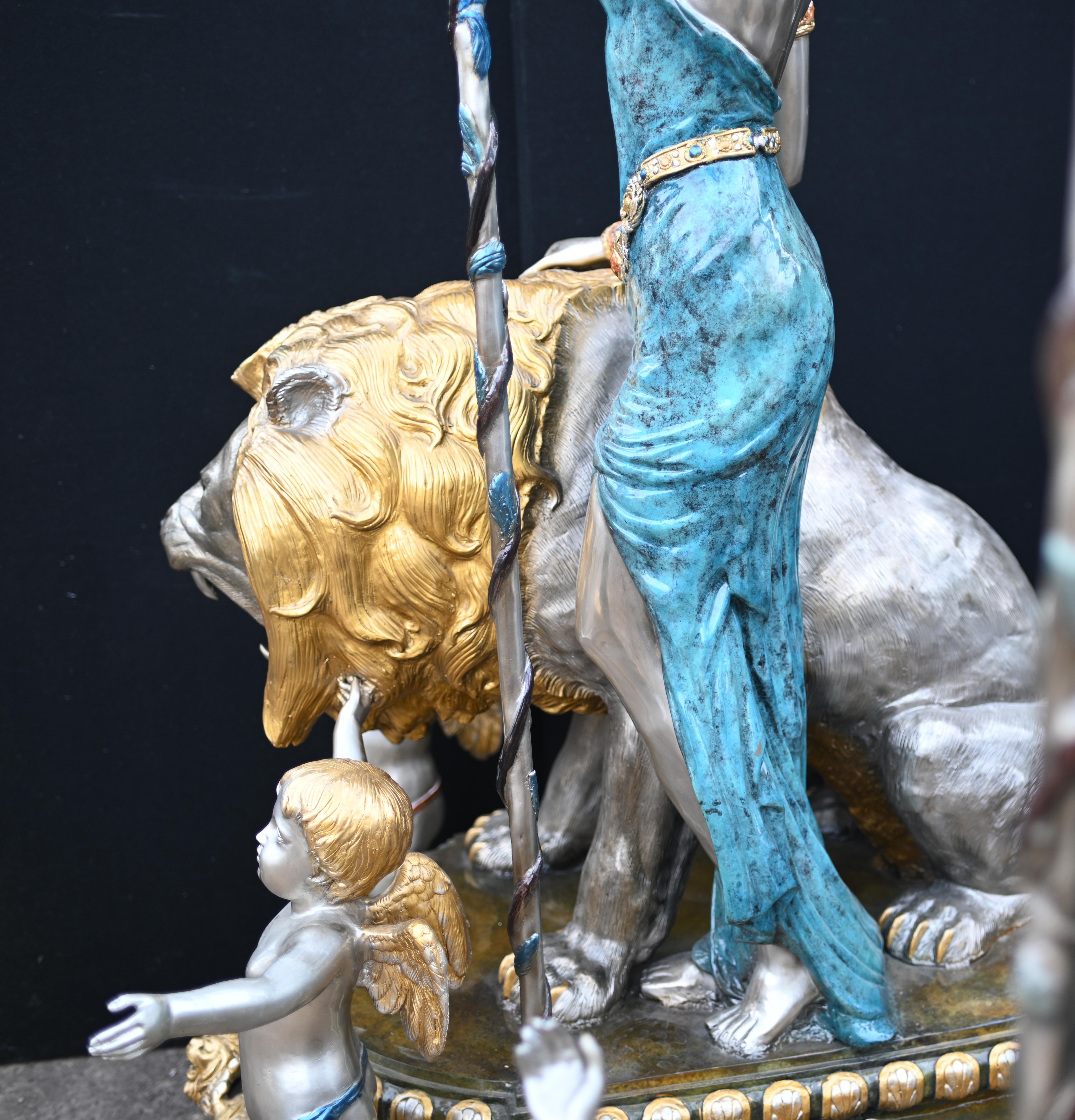 Monumentale Bronze-Mädchenlampen, Löwen-Cherub-Kandelaber, 10 Füße im Angebot 13
