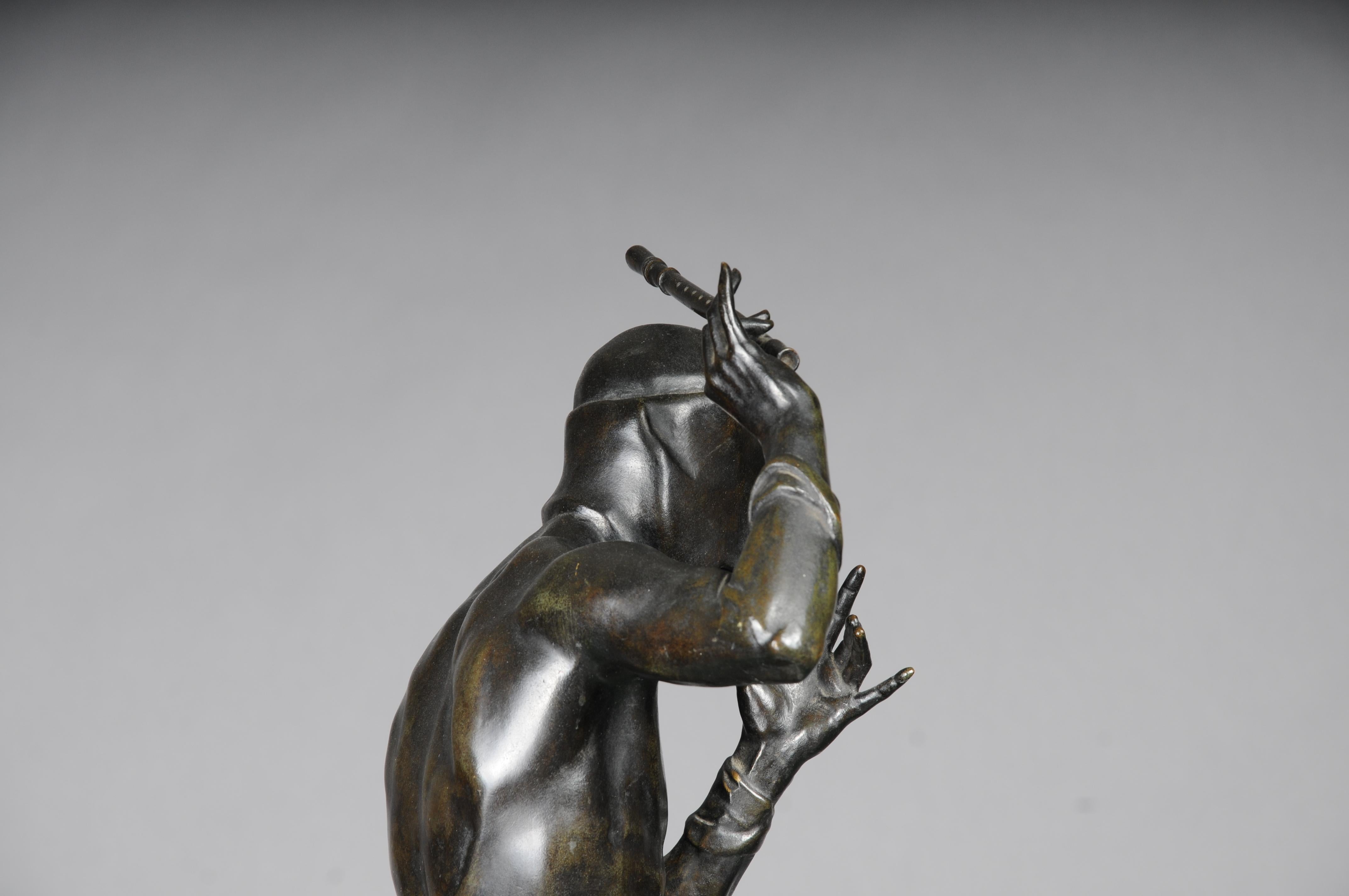 Escultura monumental de bronce, G. Hengstenberg  El flautista de Hamelin en venta 12