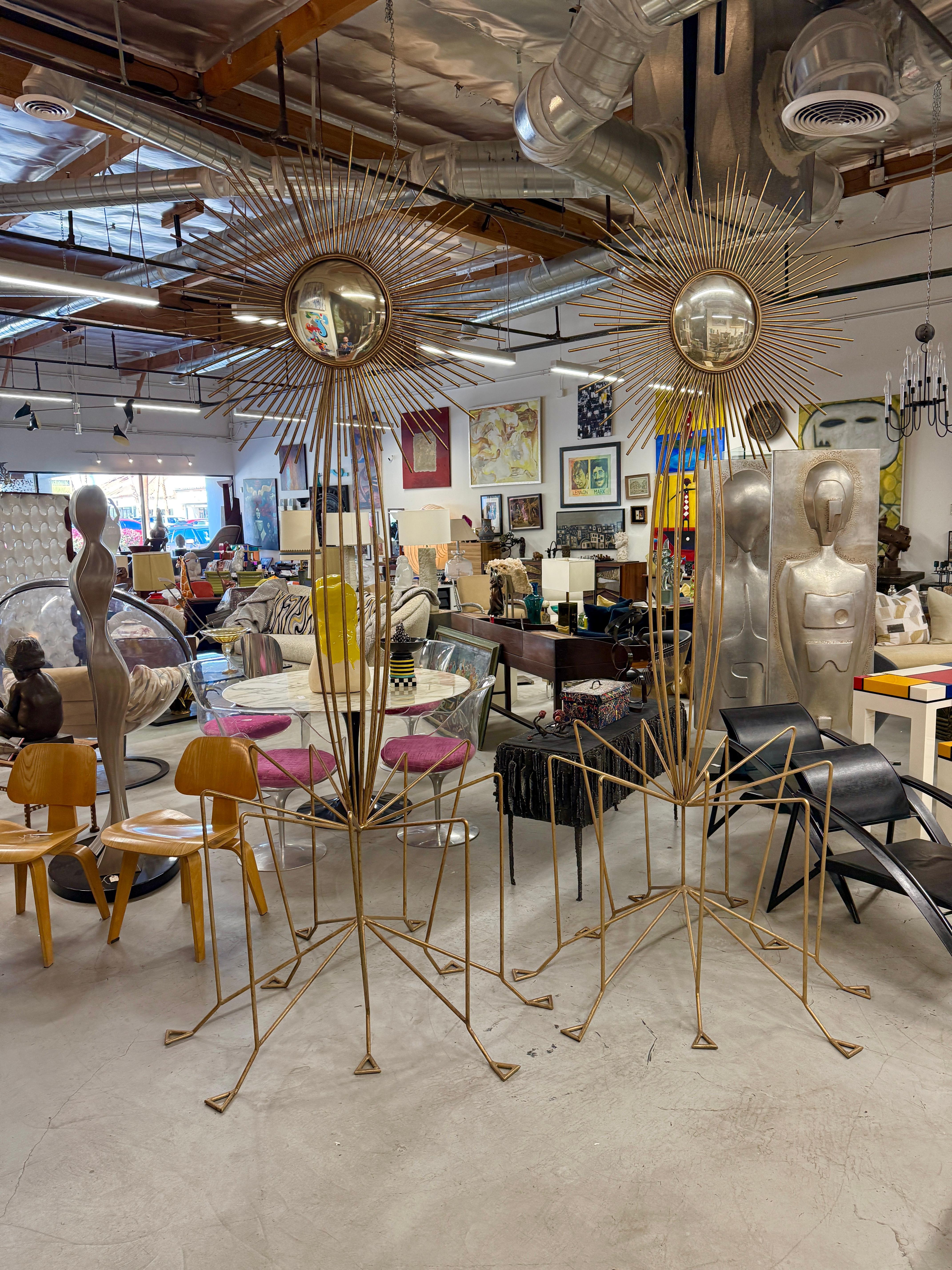 Monumental Brutalist Starburst Spiegel 9 Fuß hoch Skulpturen im Angebot 1