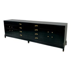 Monumental Cabinet / Credenza par Renzo Rutili pour Johnson Furniture Company