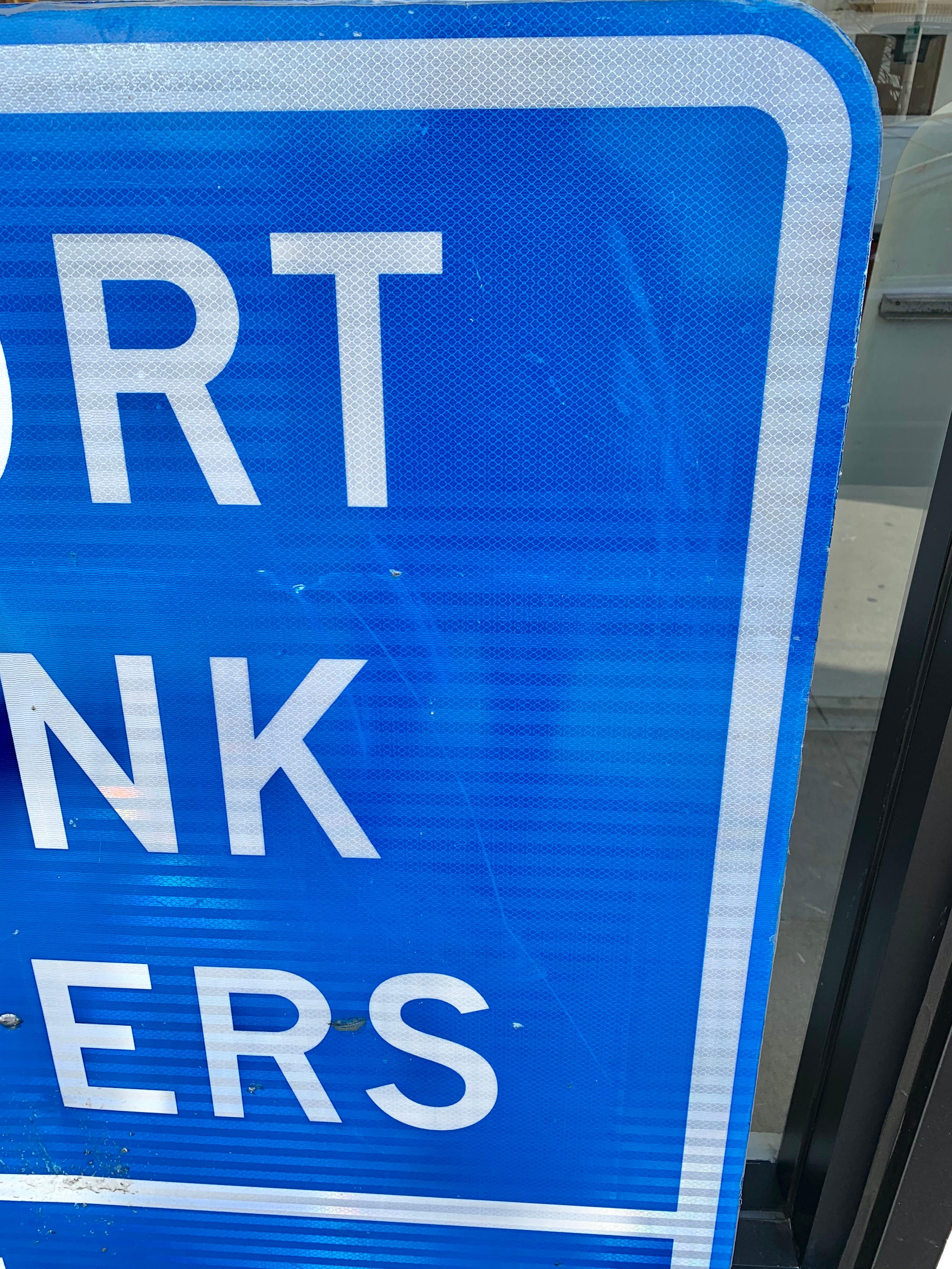 Monumentales Highway-Schild für betrunkene Autofahrer in Kalifornien im Angebot 1