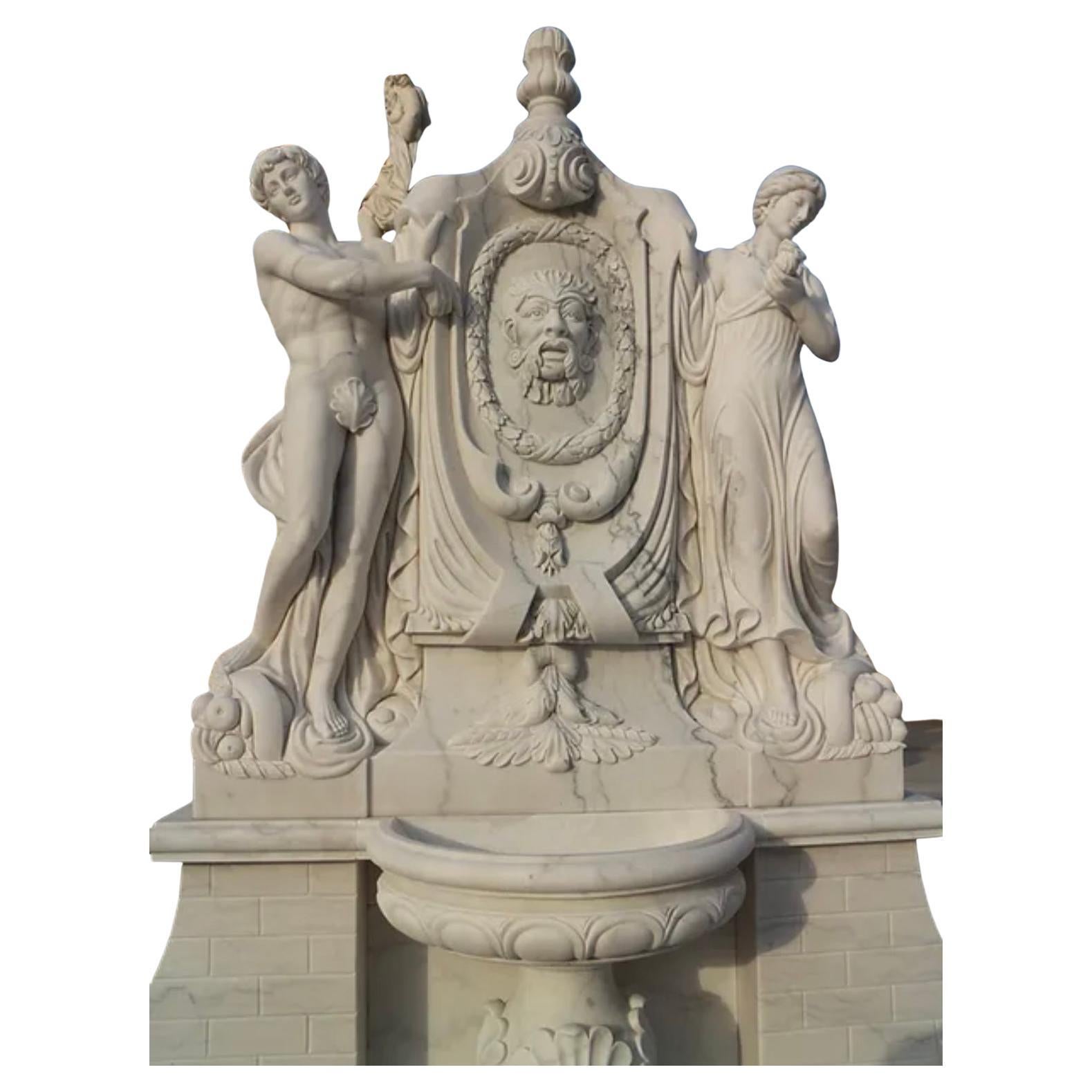 Marbre Fontaine murale monumentale en marbre sculpté en vente