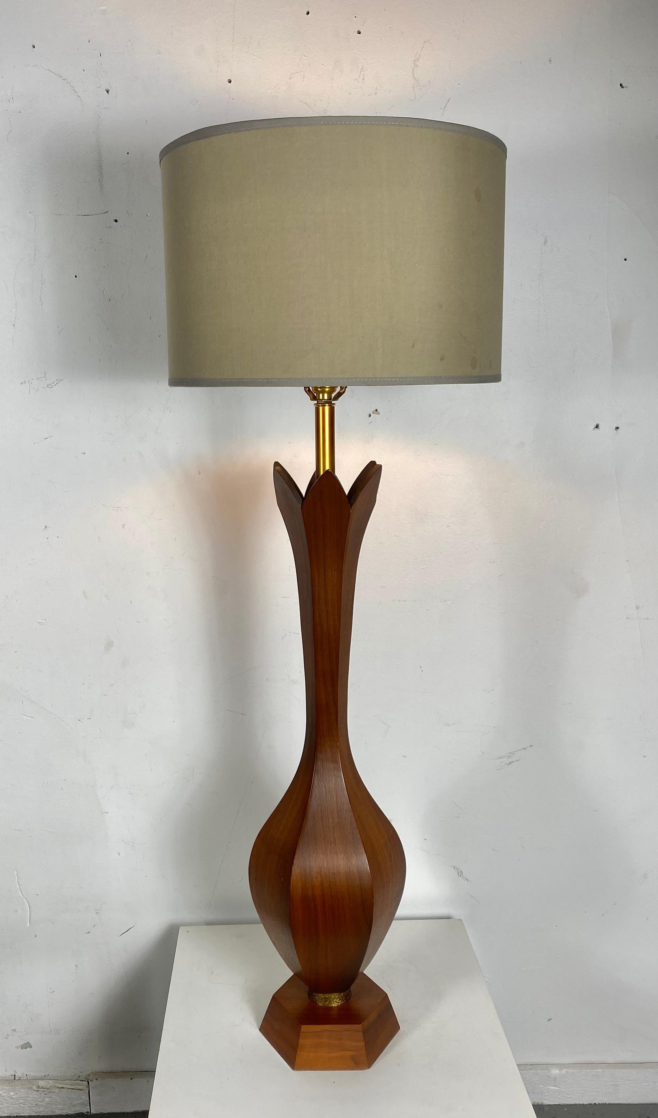 Monumental Carved Sculpted Walnut Modernist Table Lamp, Italy For Sale 1