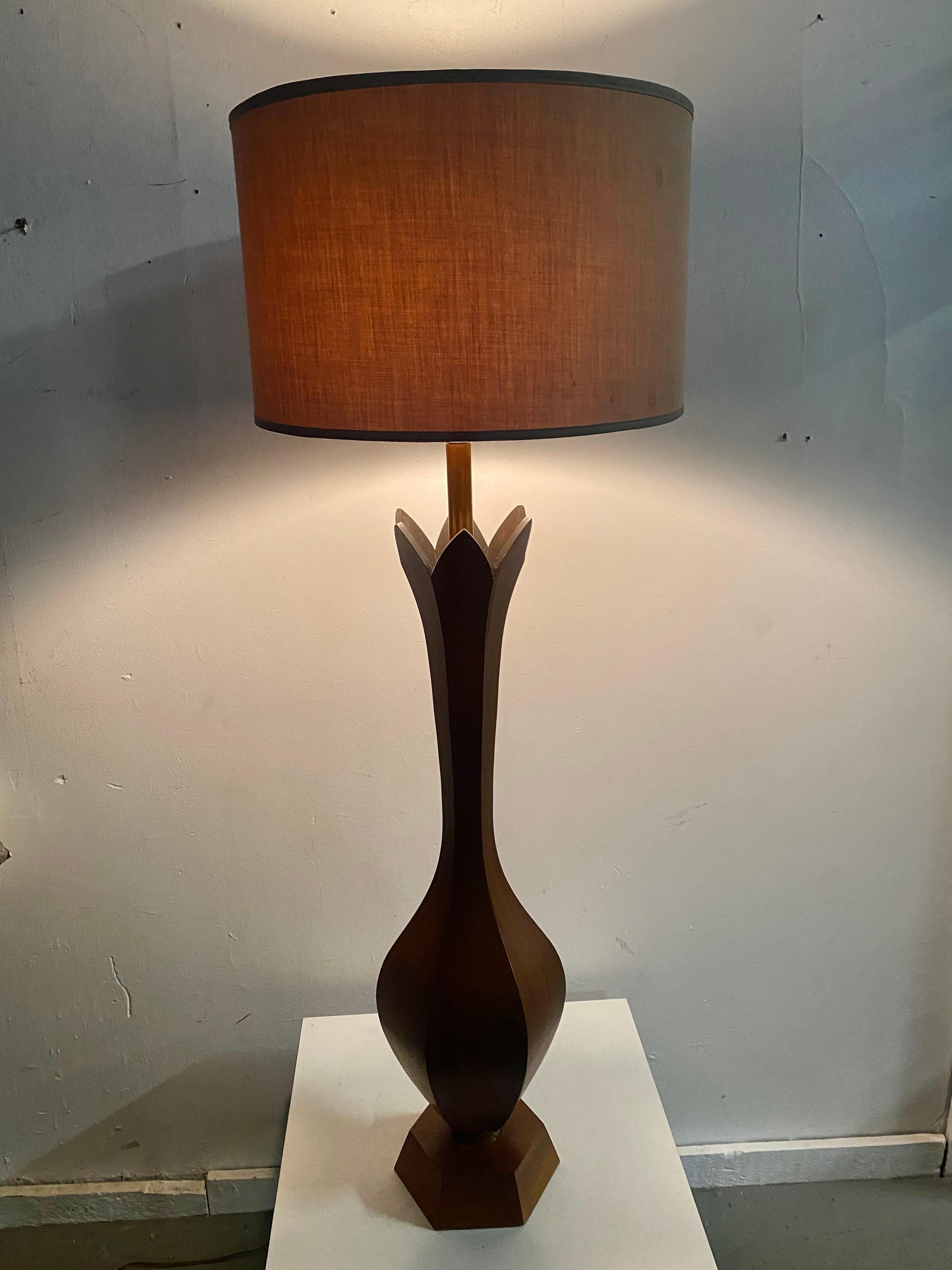 Monumental Carved Sculpted Walnut Modernist Table Lamp, Italy For Sale 2
