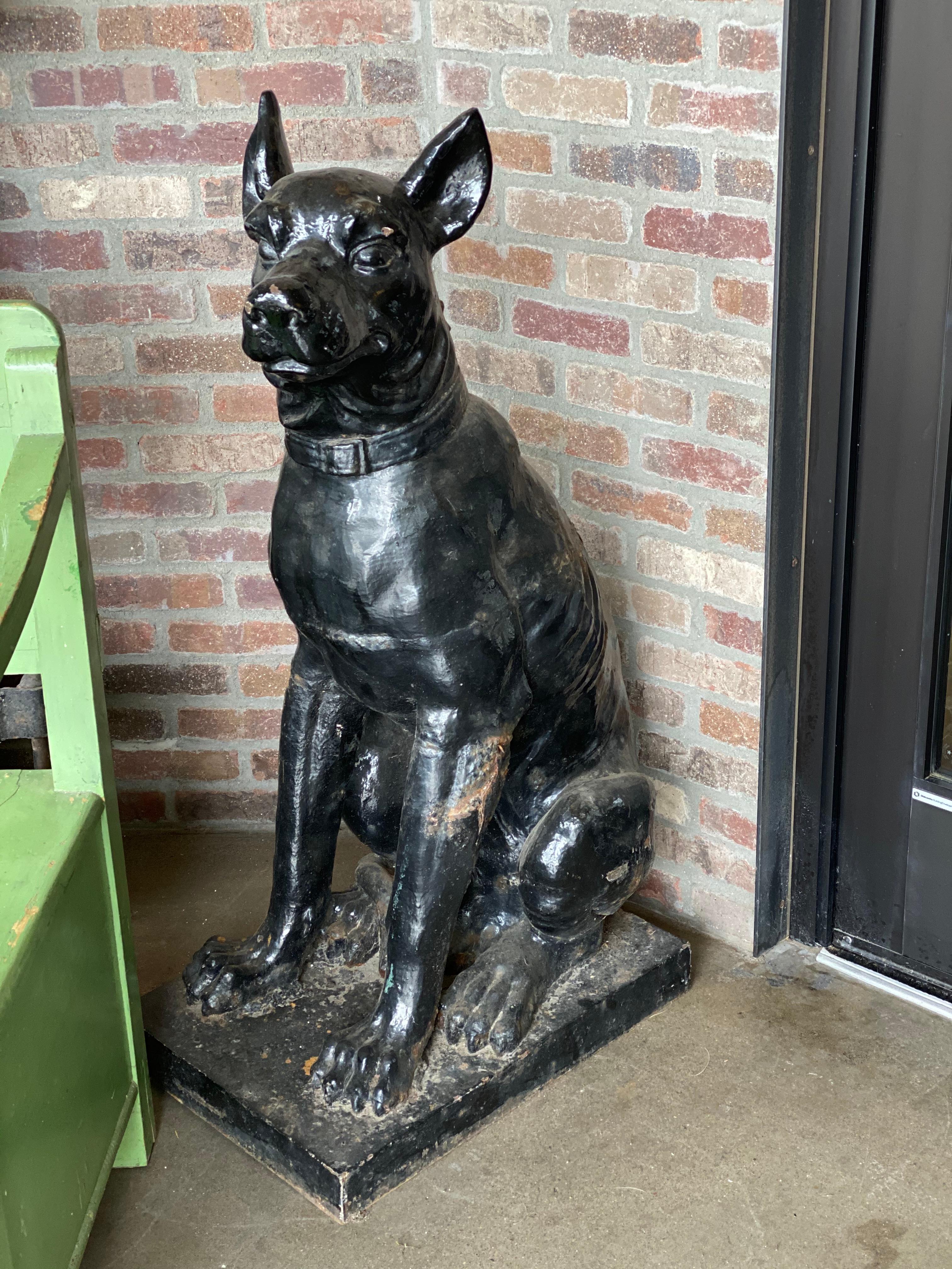 Monumental Cast Iron Dog Statues, 19th Century In Good Condition In Austin, TX