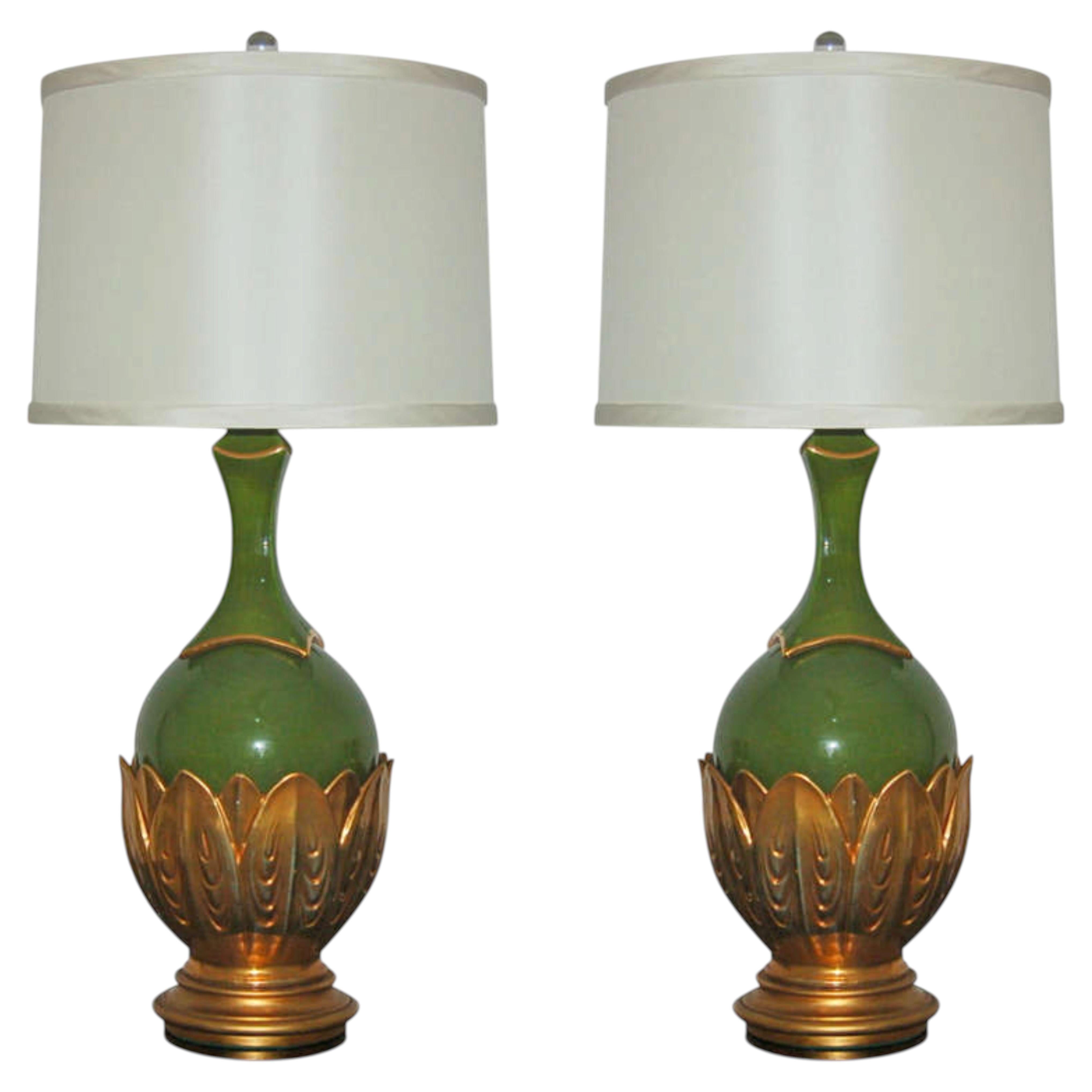 Lampes monumentales en céramique en forme d'artichaut de Marbro – Une paire en vente