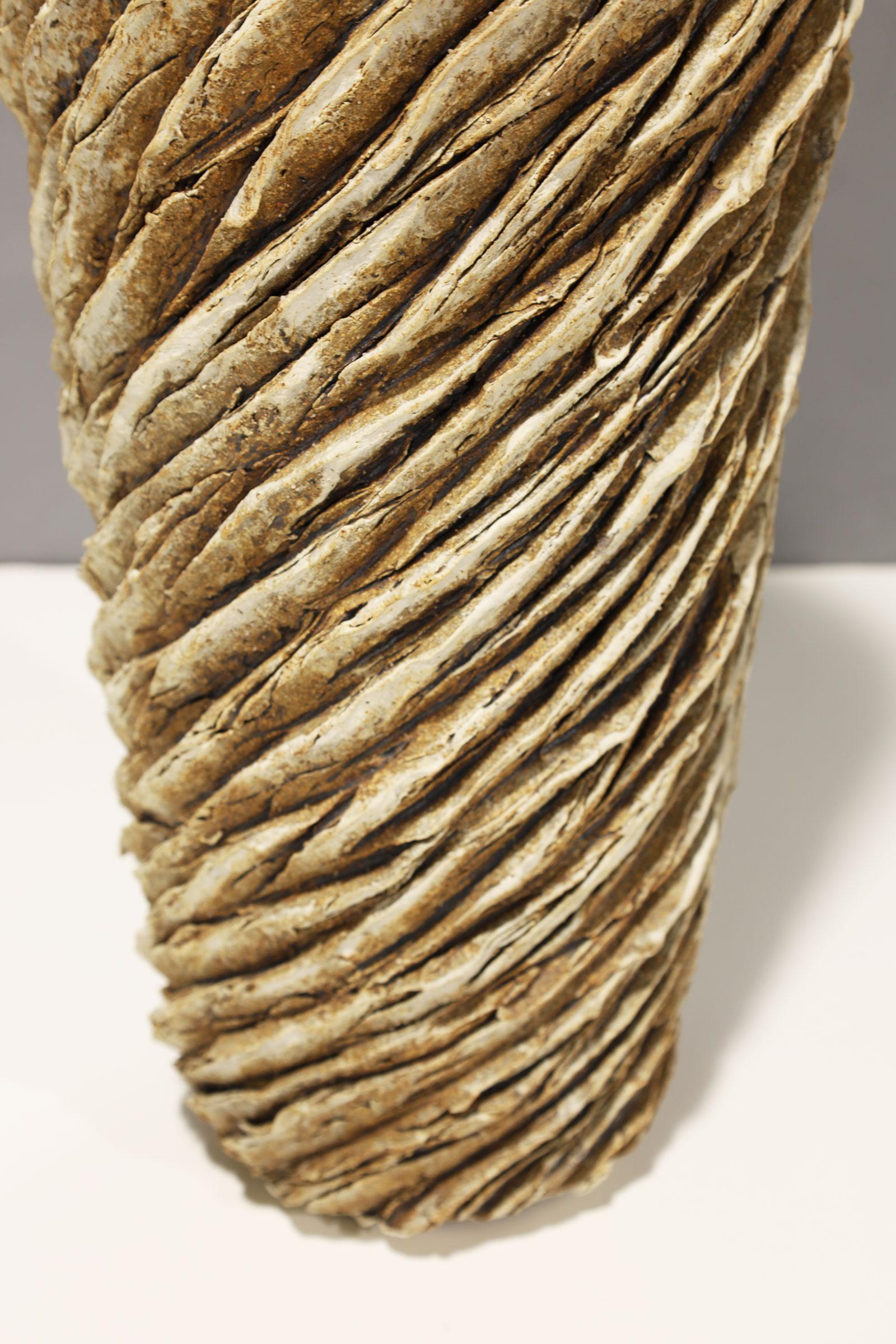 Américain Vase monumental en céramique d'Anne Goldman de Californie, signé en vente
