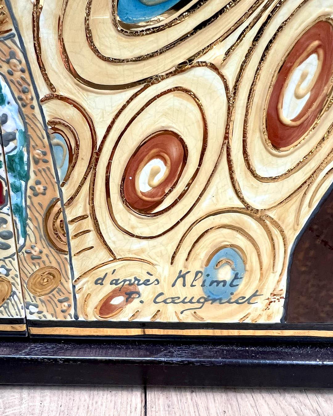 Panneau mural monumental en céramique d'après Le Baiser de Gustav Klimt, avec détails en or 24k Bon état - En vente à TOURCOING, FR