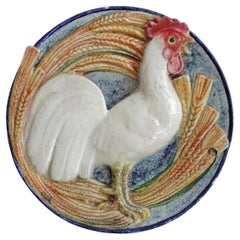 Assiette murale monumentale en céramique avec un poulet