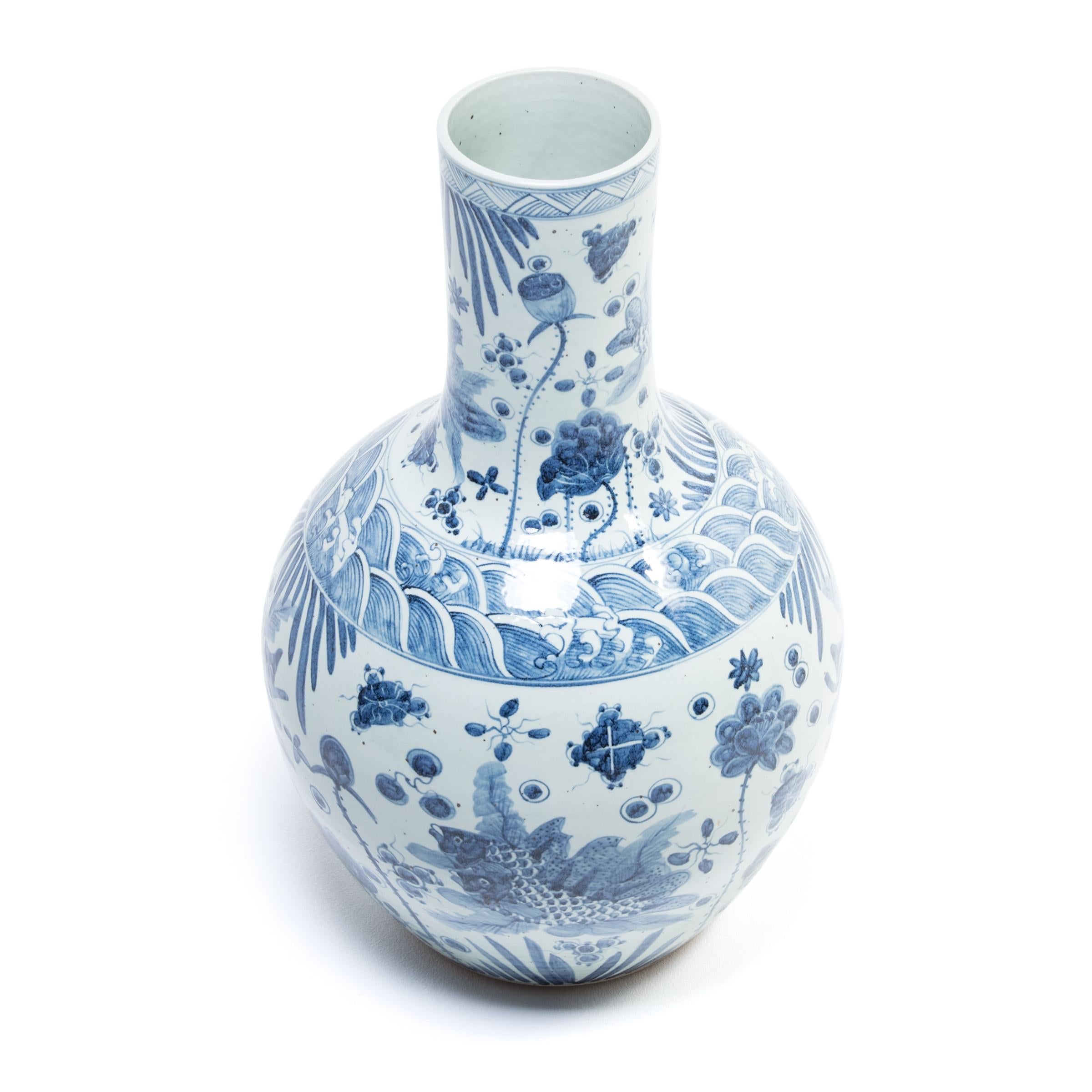 Monumental Chinese Blue and White Koi Bottleneck Jar In Excellent Condition In Chicago, IL