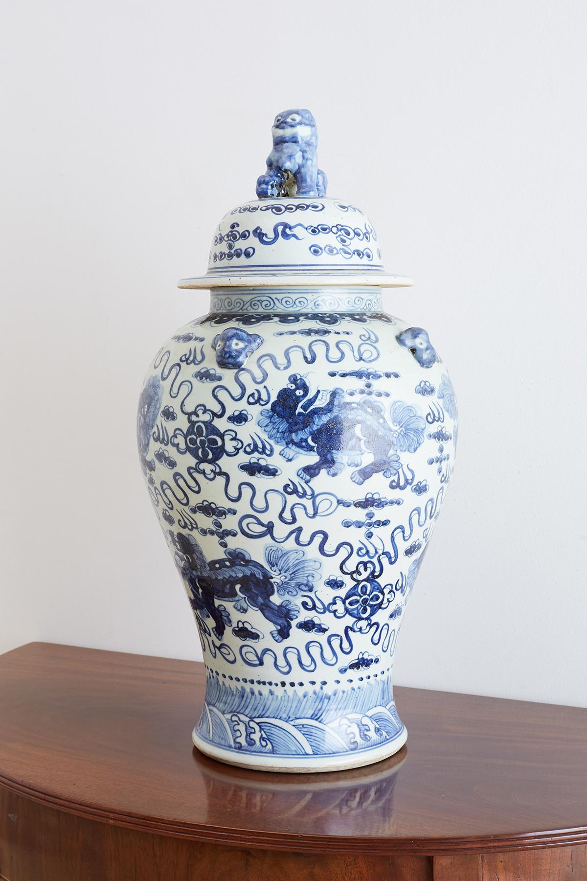 Monumental Chinese Blue and White Porcelain Ginger Jar In Good Condition In Rio Vista, CA