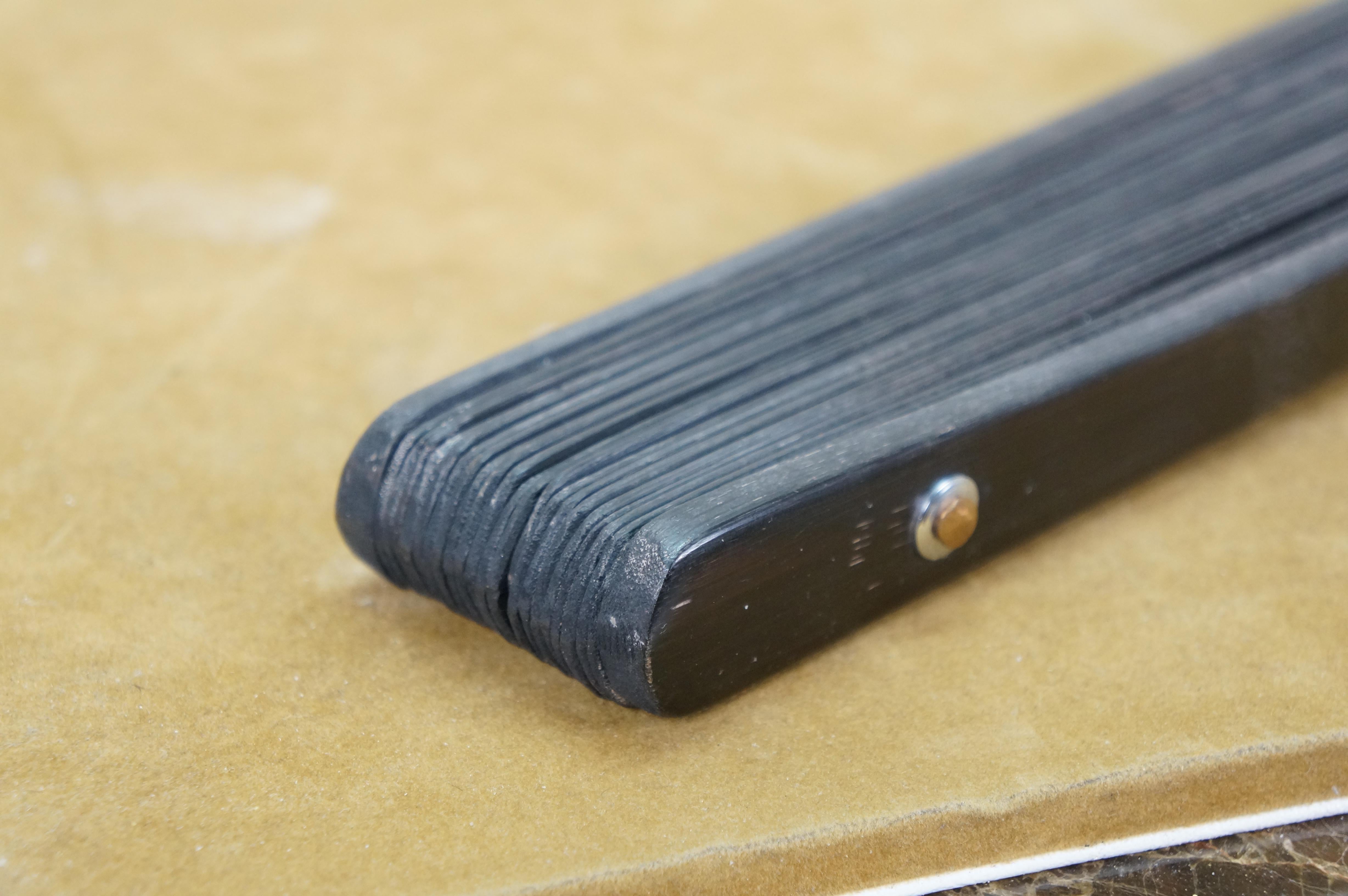 Abanico Monumental Plegable Caligrafía China Paisaje de Aldea Montañosa 74 en Bueno estado para la venta en Dayton, OH