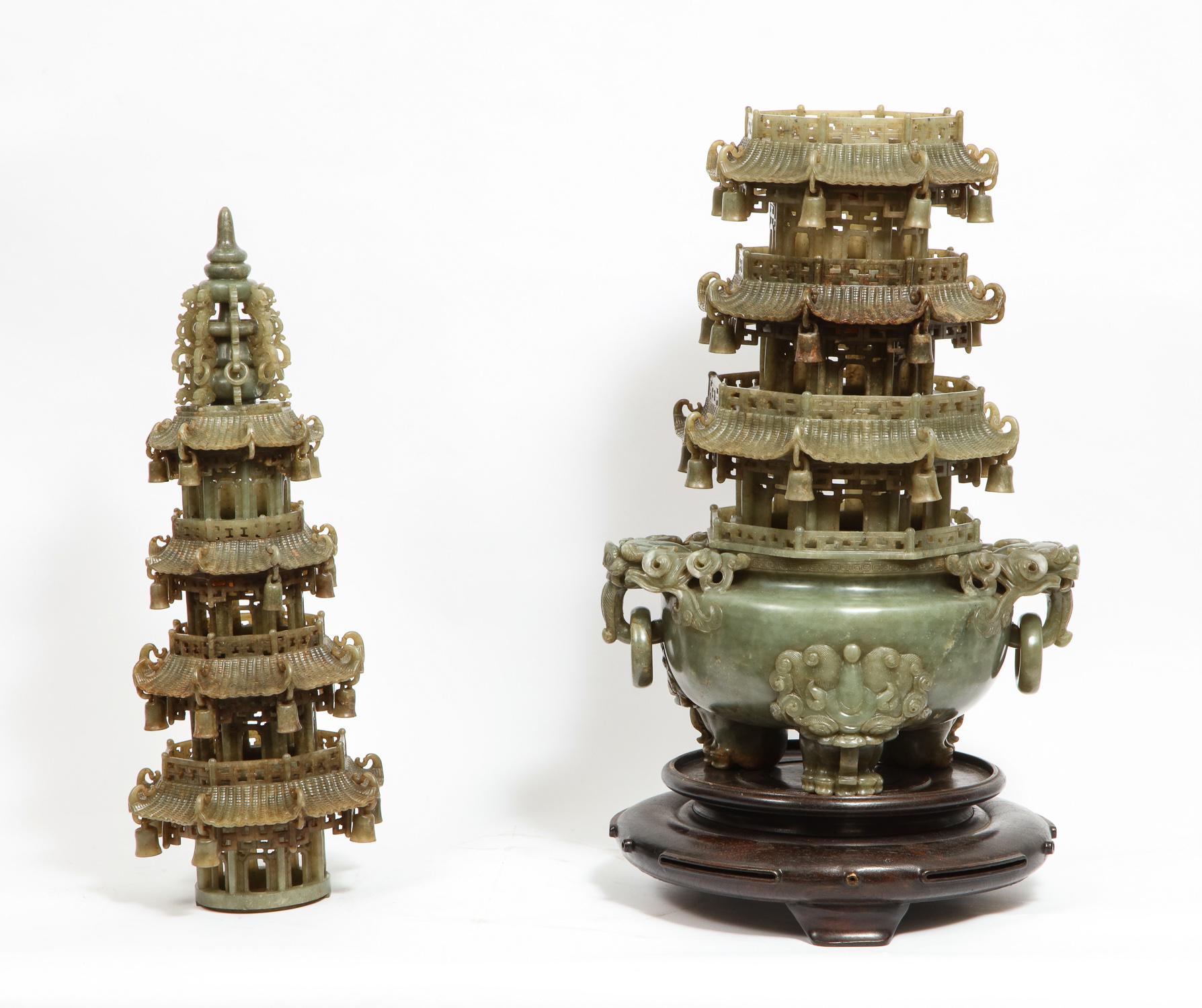 Encensoir pagode monumental chinois en jade serpentin sculpté, début du 20e siècle 4