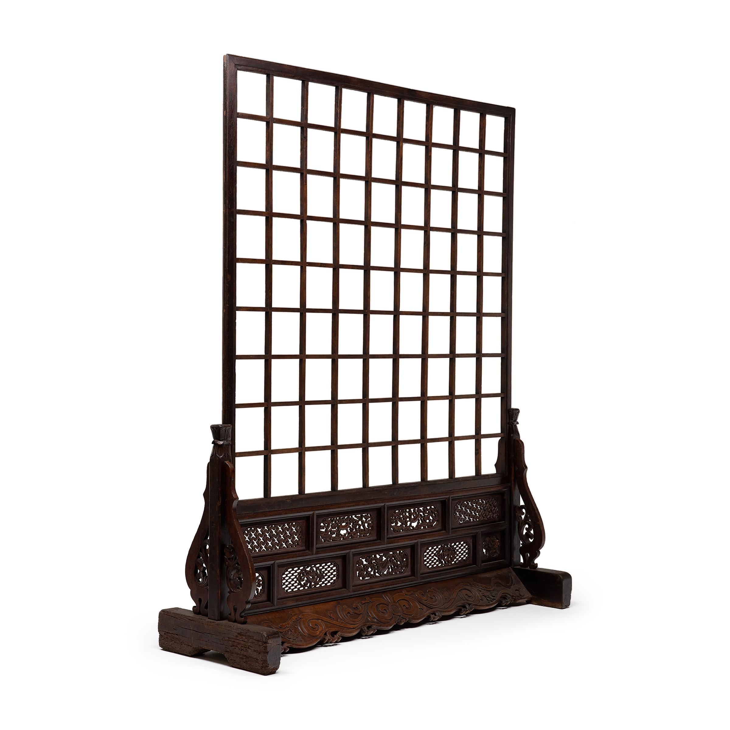 Biombo monumental chino de celosía Spirit, c. 1850 Chino en venta