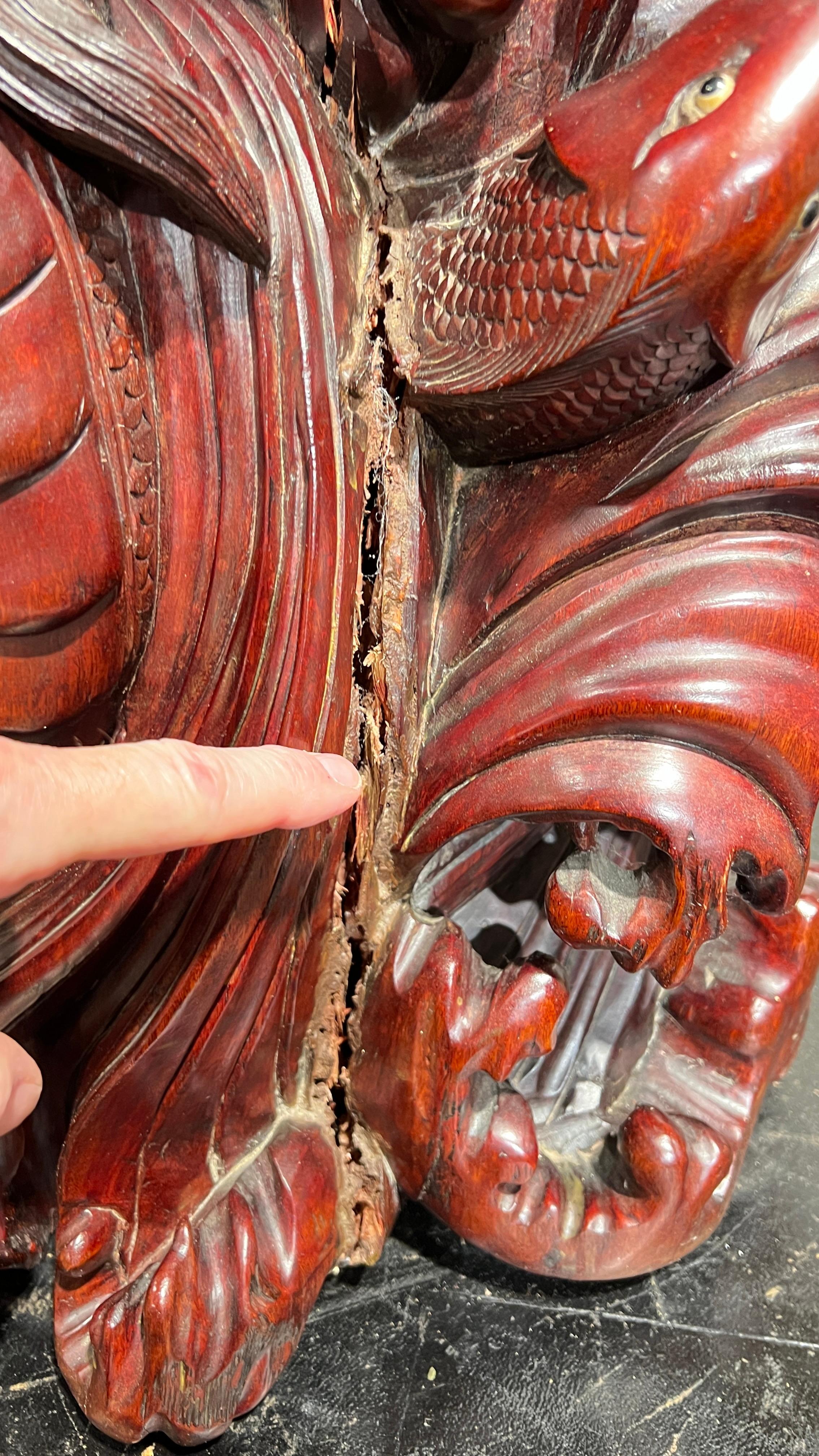 Monumentale chinesische Guanyin-Skulptur aus Rosenholz im Angebot 10