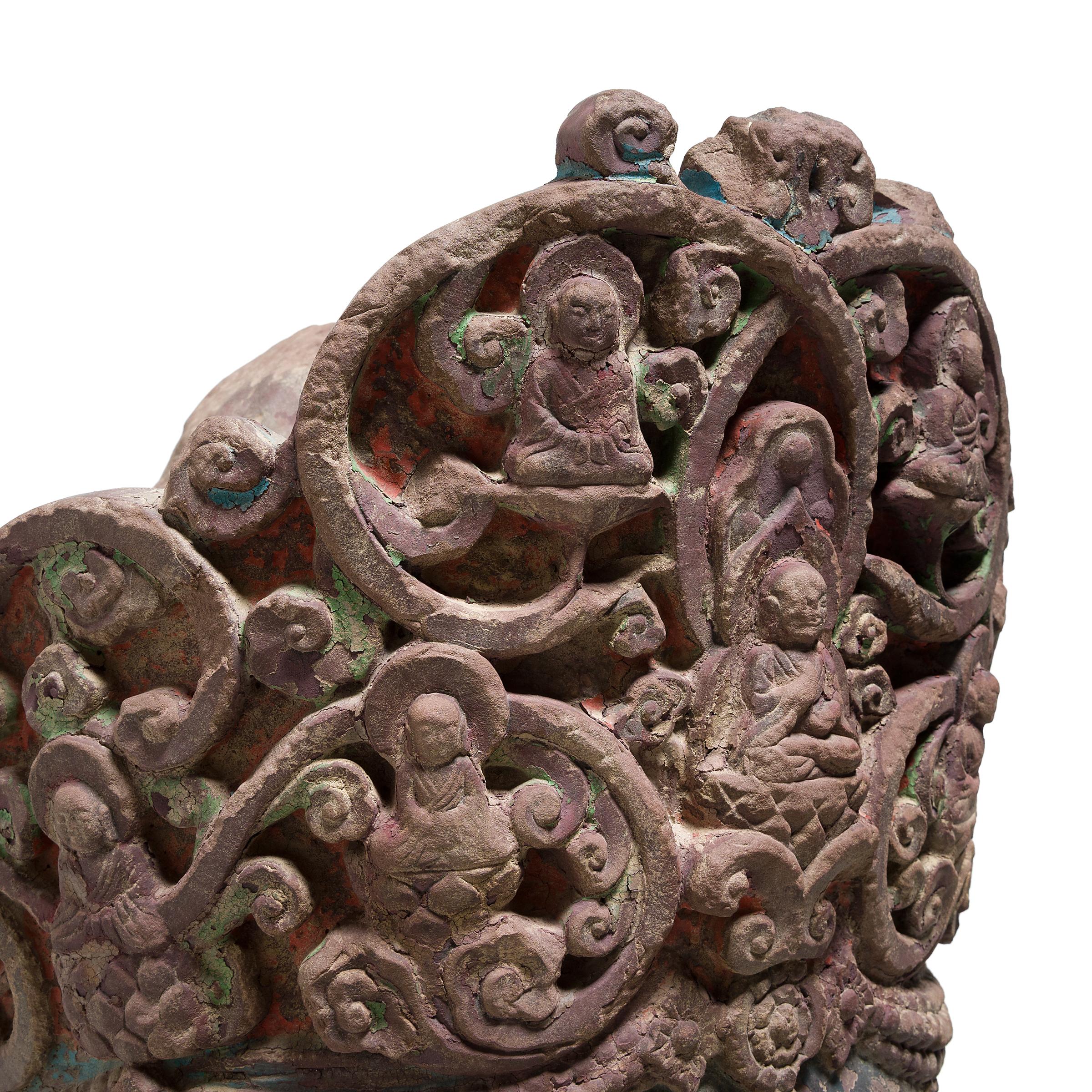Monumentaler chinesischer Guanyin-Kopf aus Stein, um 1800 im Angebot 2
