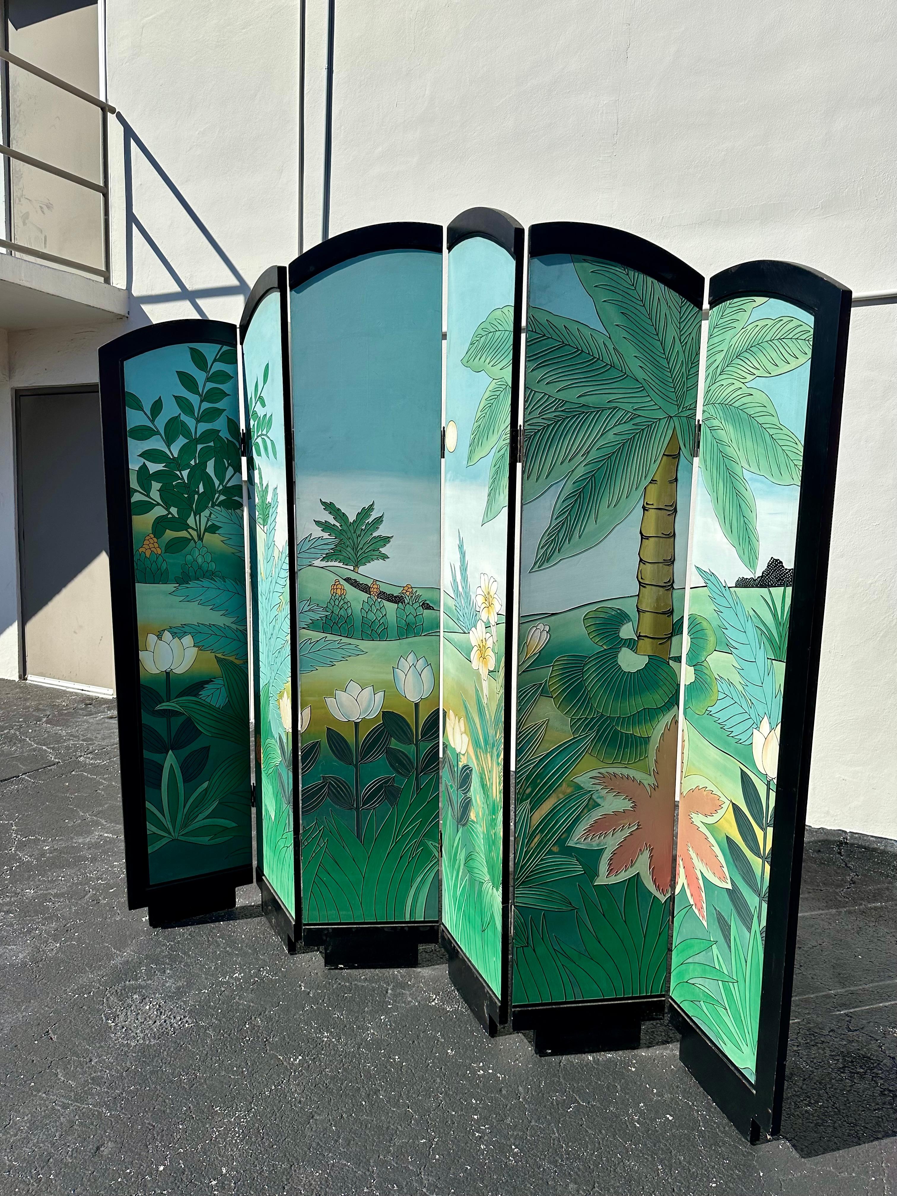 Monumental Chinoiserie Arch 6 Panel Coromandel Folding Screen Room Divider In Good Condition For Sale In Fort Lauderdale, FL
