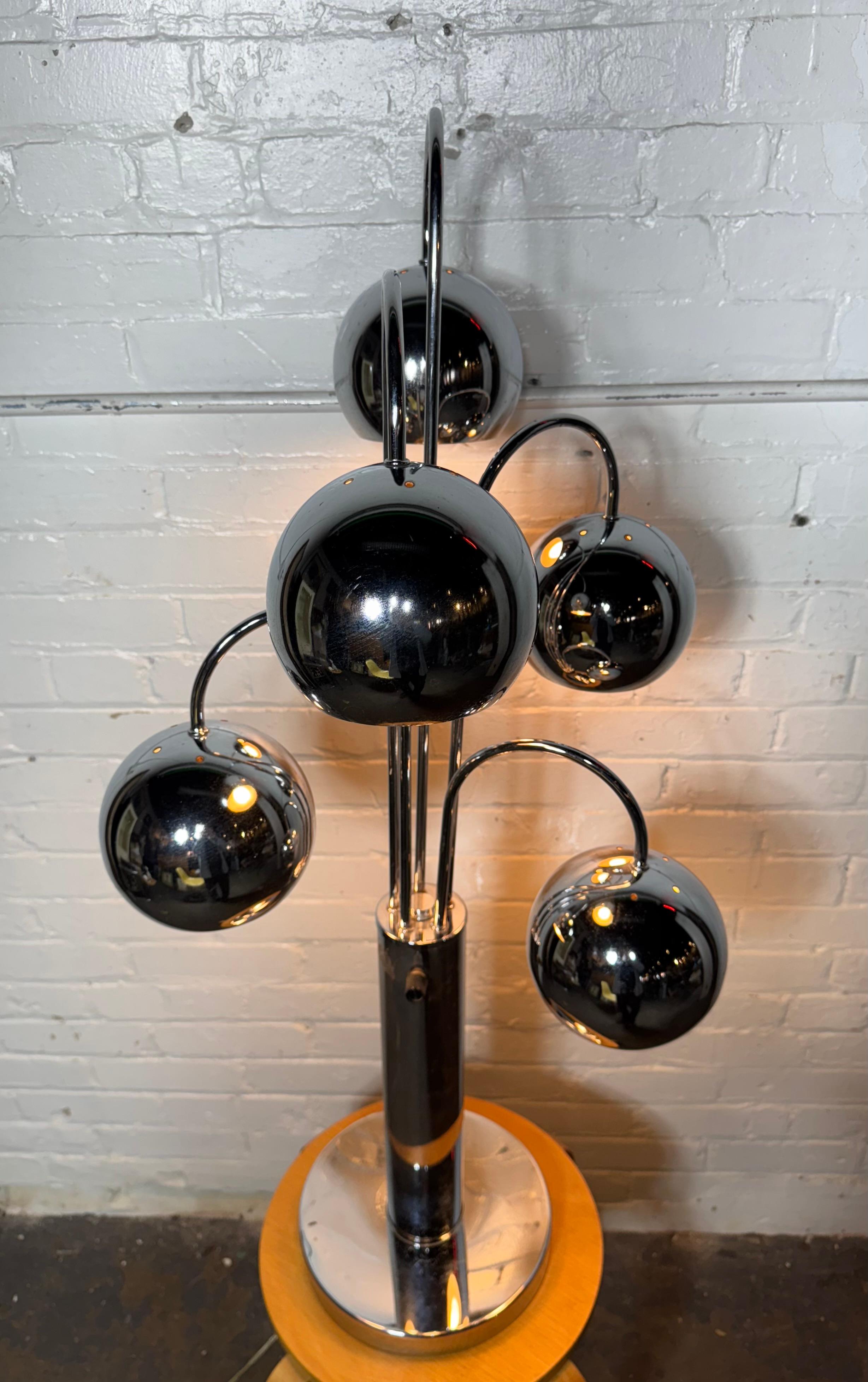 Space Age Monumental Chrome Waterfall Eyeball (ORB) Table Lamp by Sonneman SPACE-AGE For Sale