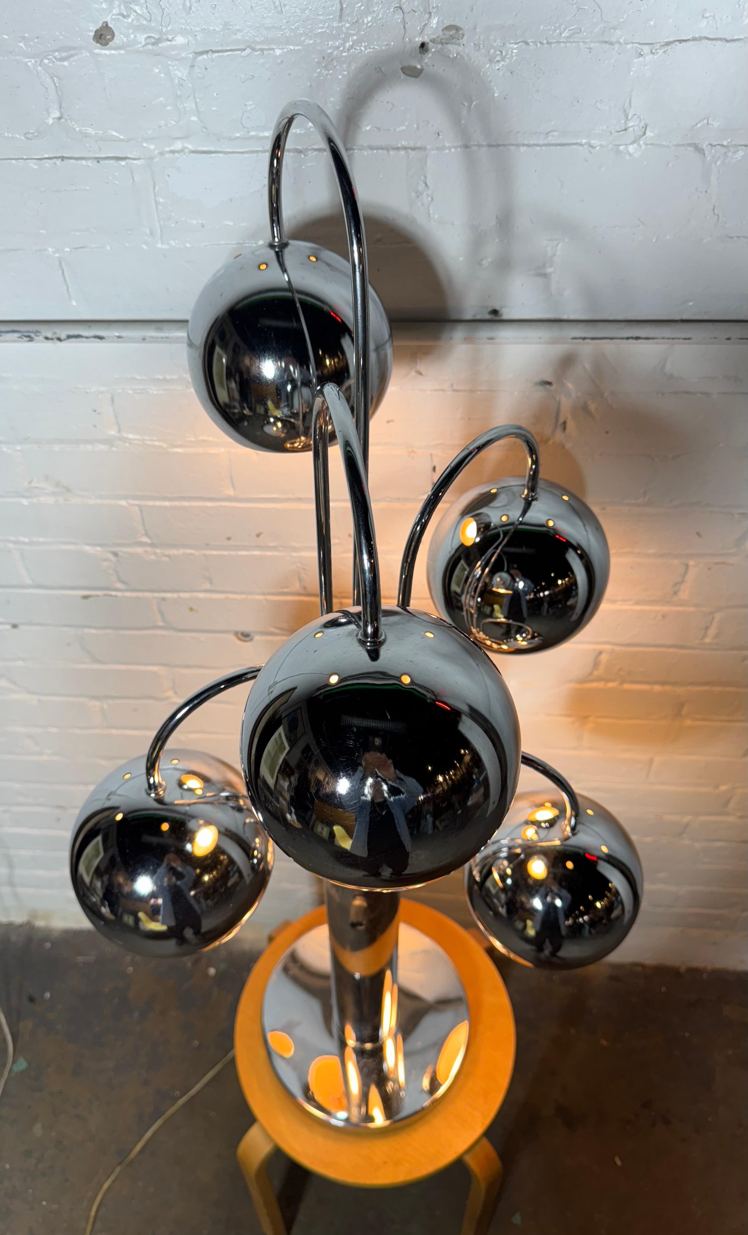 American Monumental Chrome Waterfall Eyeball (ORB) Table Lamp by Sonneman SPACE-AGE For Sale