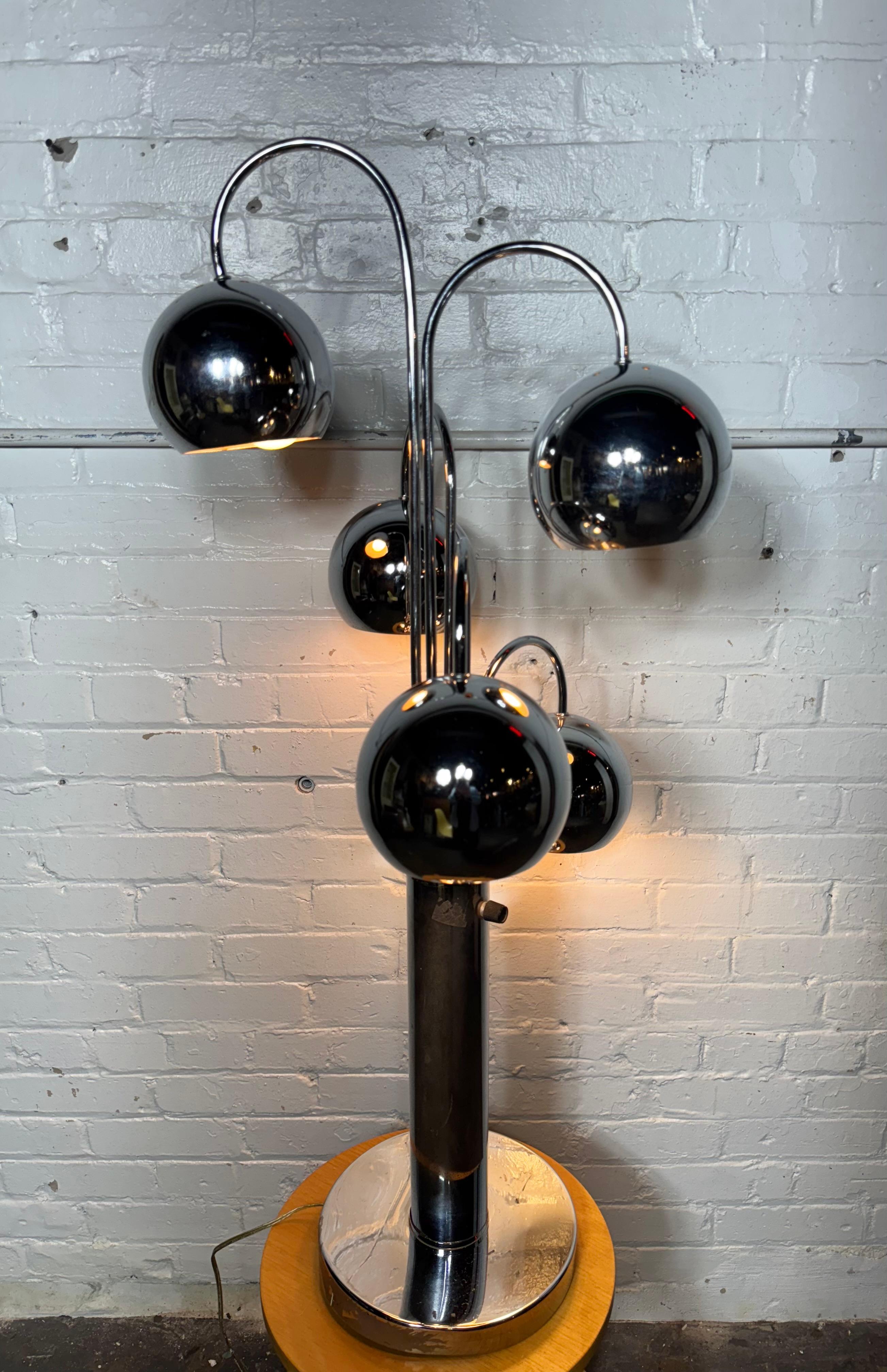 Monumental Chrome Waterfall Eyeball (ORB) Table Lamp by Sonneman SPACE-AGE For Sale 2