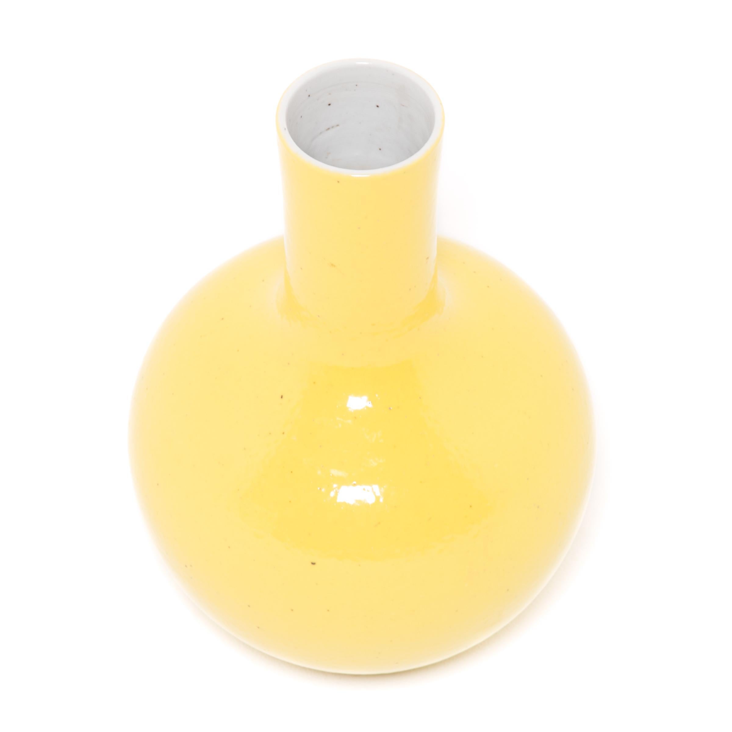 Chinese Citron Yellow Bottleneck Vase For Sale