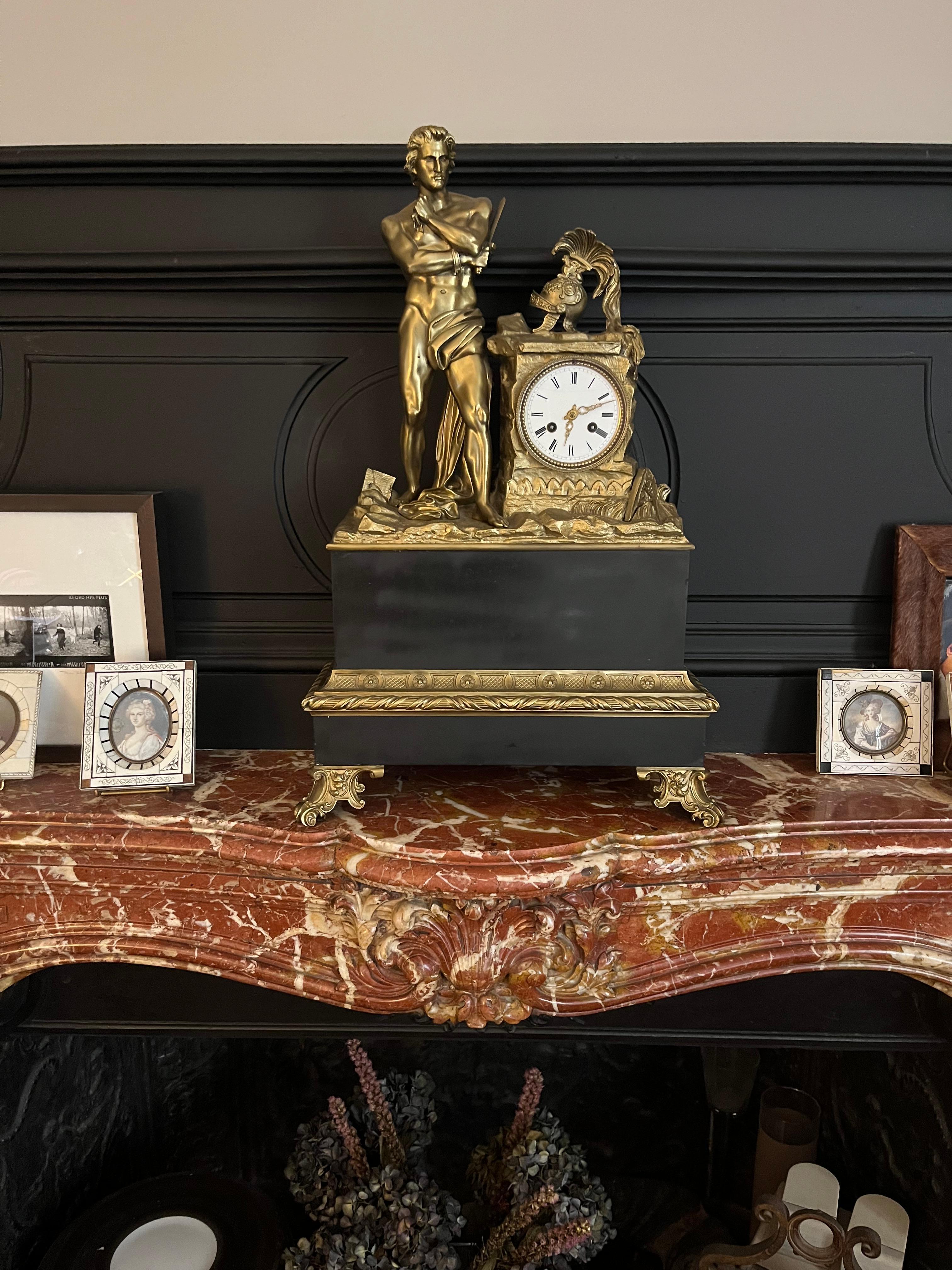 19th Century Monumental clock in gilded bronze representing Spartacus For Sale