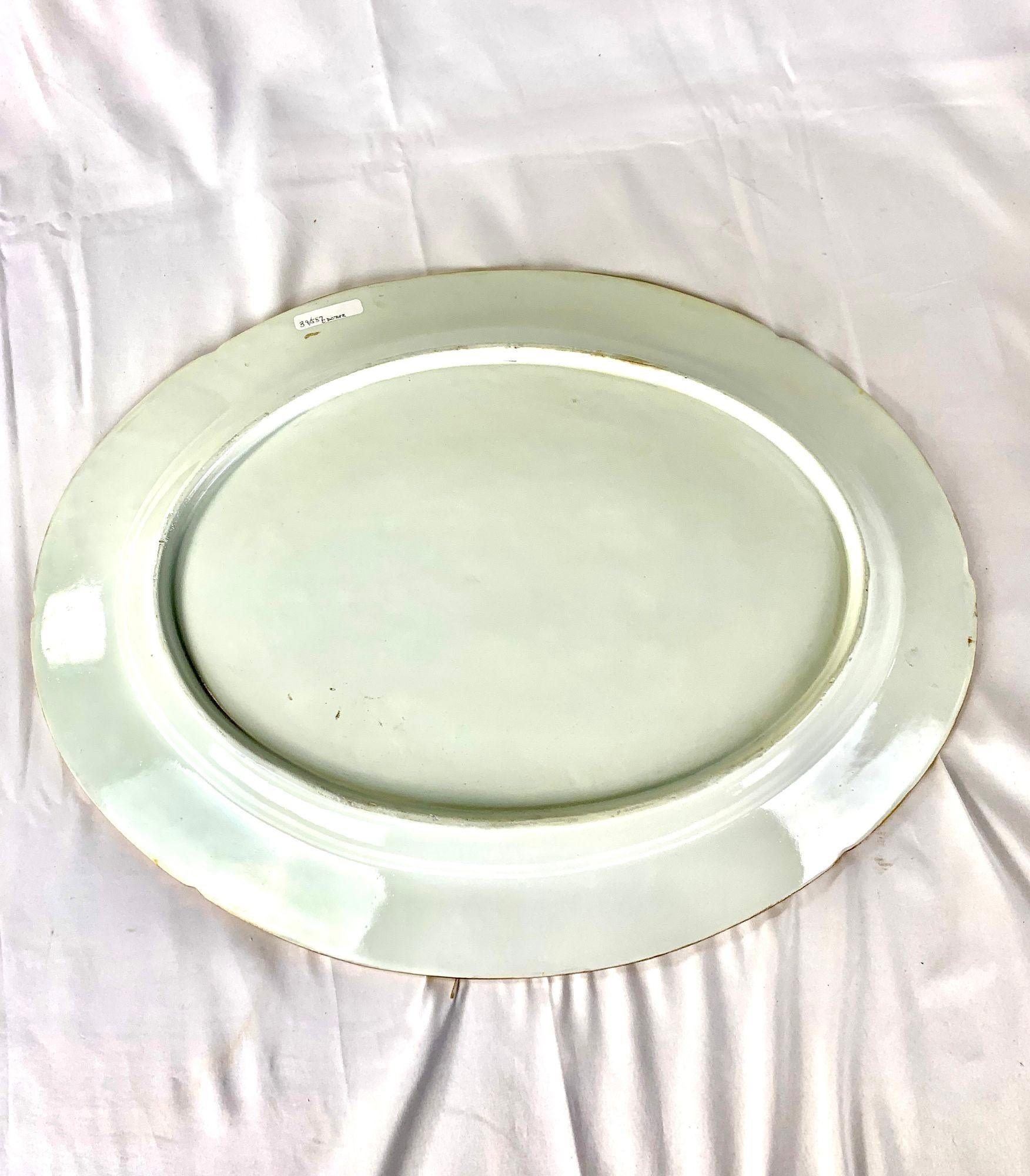 Monumental Plato de Imari de Coalport con Pájaros Cantores y Peonías, Inglaterra Circa 1815 en venta 1
