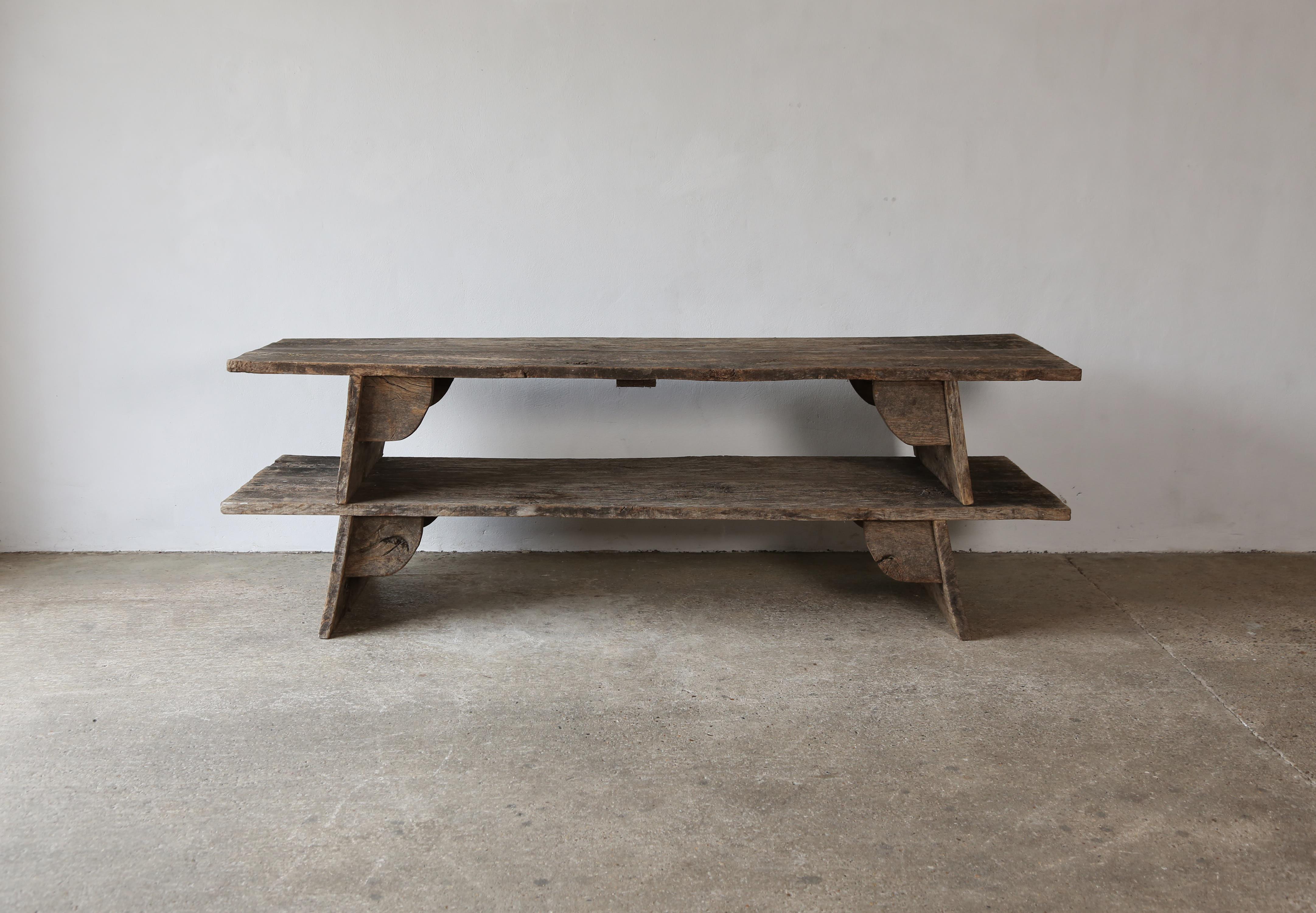 Monumental Coffee / Display Table of 18th Century Oak, France For Sale 13