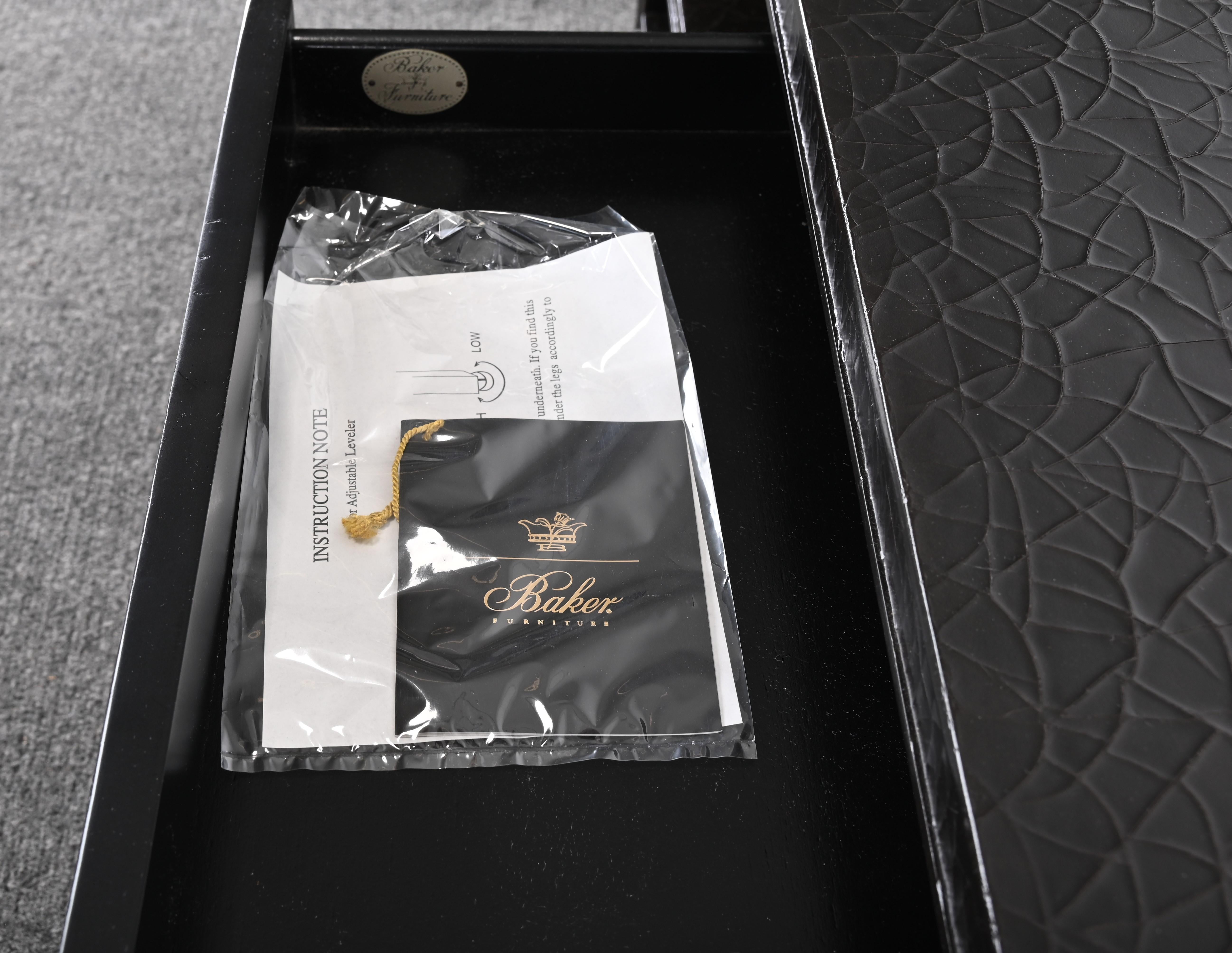 Monumental Coffee Table by Thomas Pheasant for Baker, 1990s For Sale 3