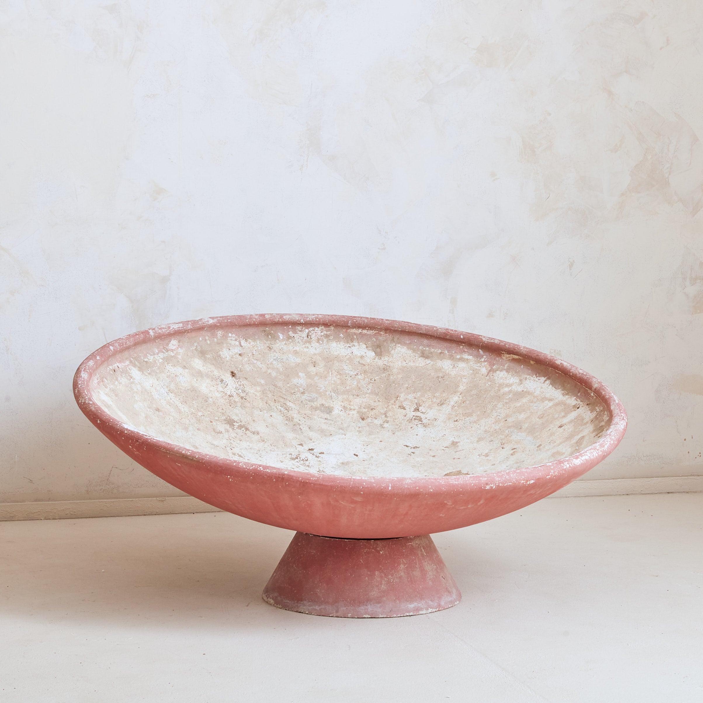 Modern Monumental Concrete Planter by Willy Guhl, Switzerland 1960s