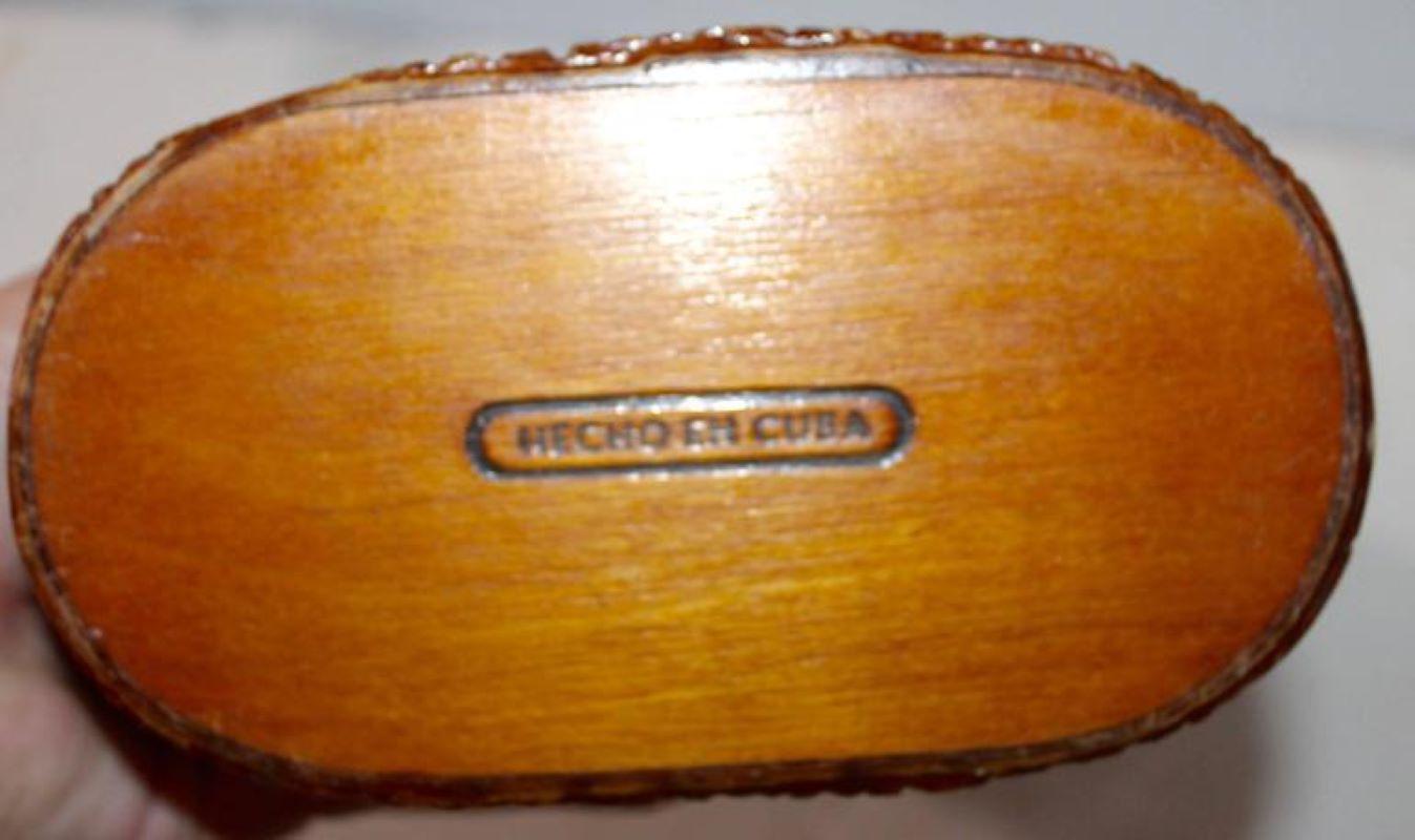 Bolso Monumental para Puros Cubiertos de Corteza de Cuba Adirondack en venta