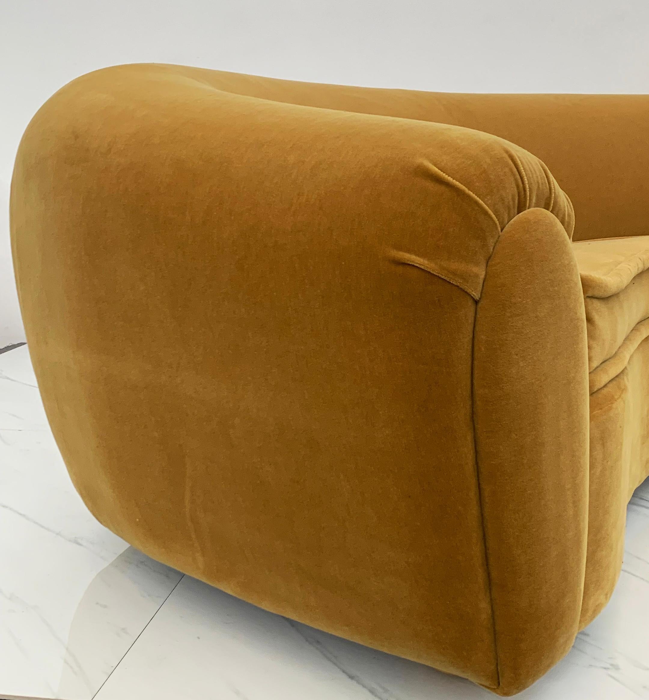 Monumental Vintage Curved Sofa in Mohair Fabric 3
