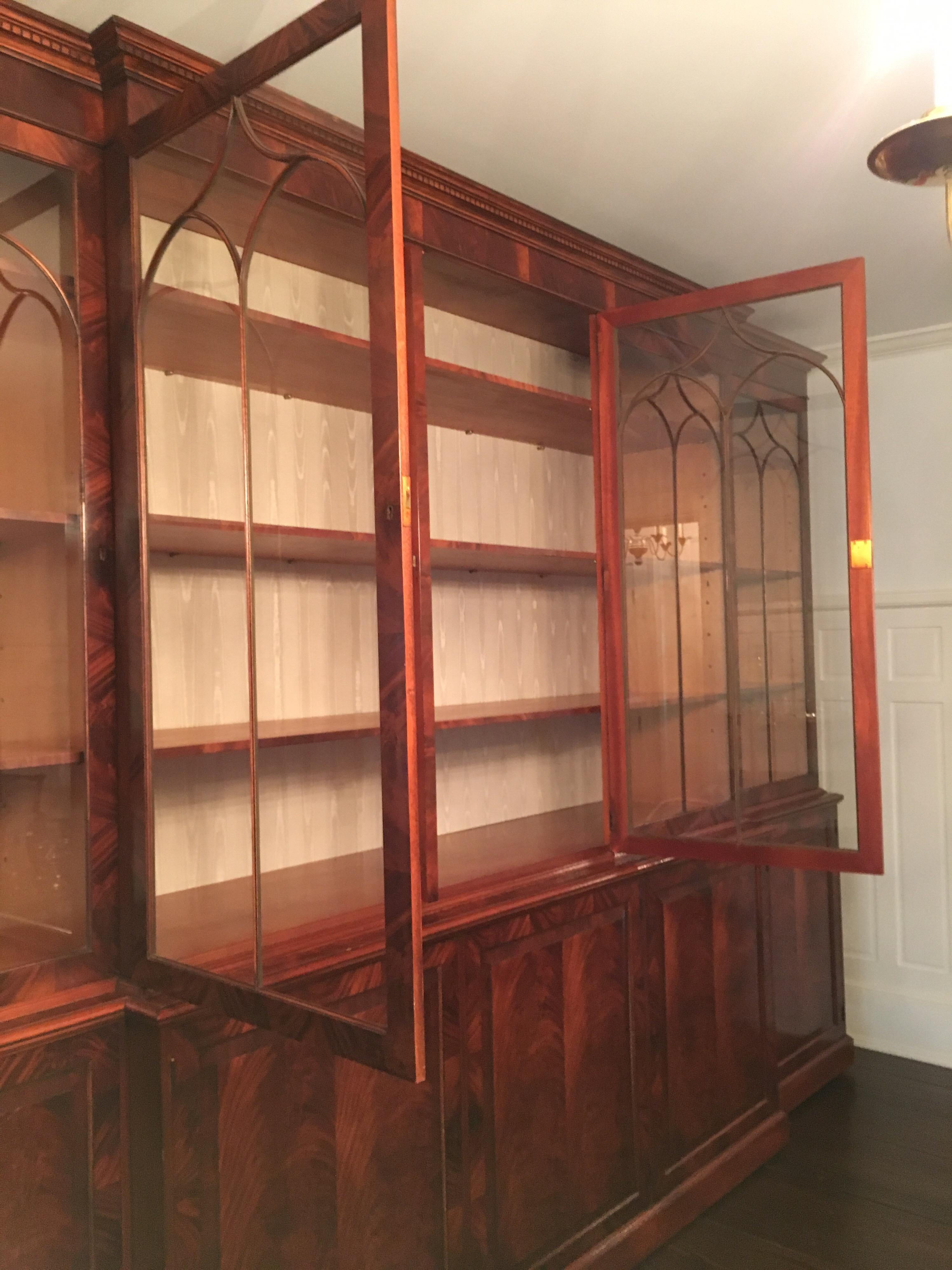 Monumental Custom Made Mahogany Breakfront Bookcase by Mill House Antiques In Excellent Condition In Southampton, NY
